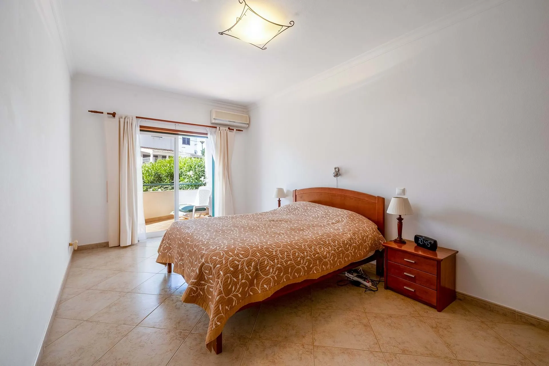 BEAUTIFUL 2 BED 2 BATH APARTMENT WITH PRIVATE PARKING IN LAGOS 14