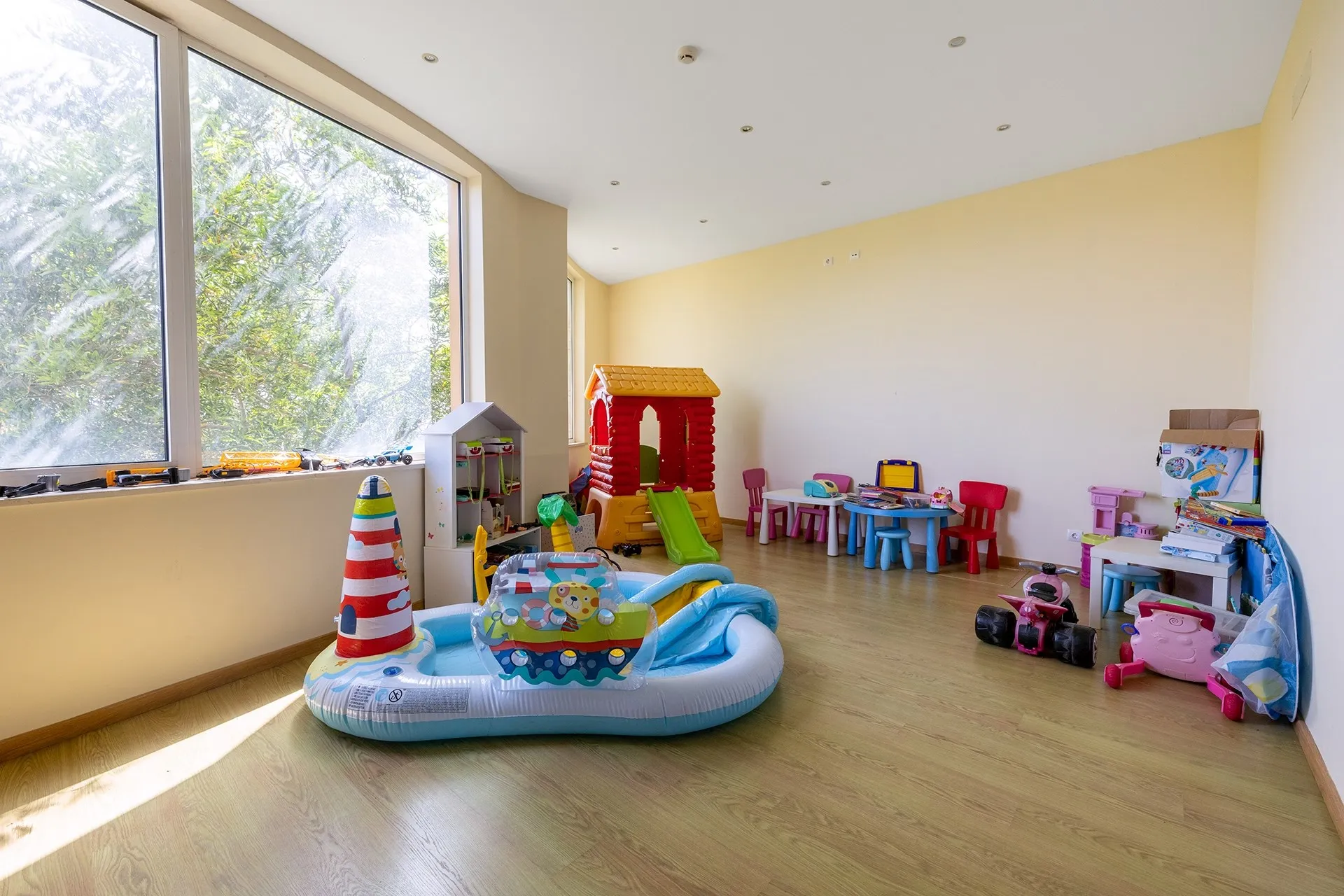 FANTASTIC 2 BEDROOM APARTMENT WITH SEA VIEW IN LAGOS 38