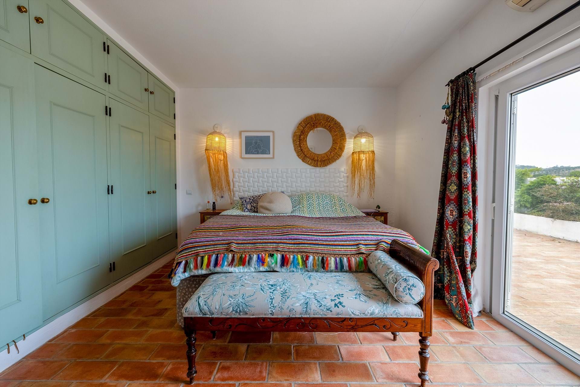 SPACIOUS CHARACTER PROPERTY WITH POOL AND ROOF TERRACE ESPICHE 21