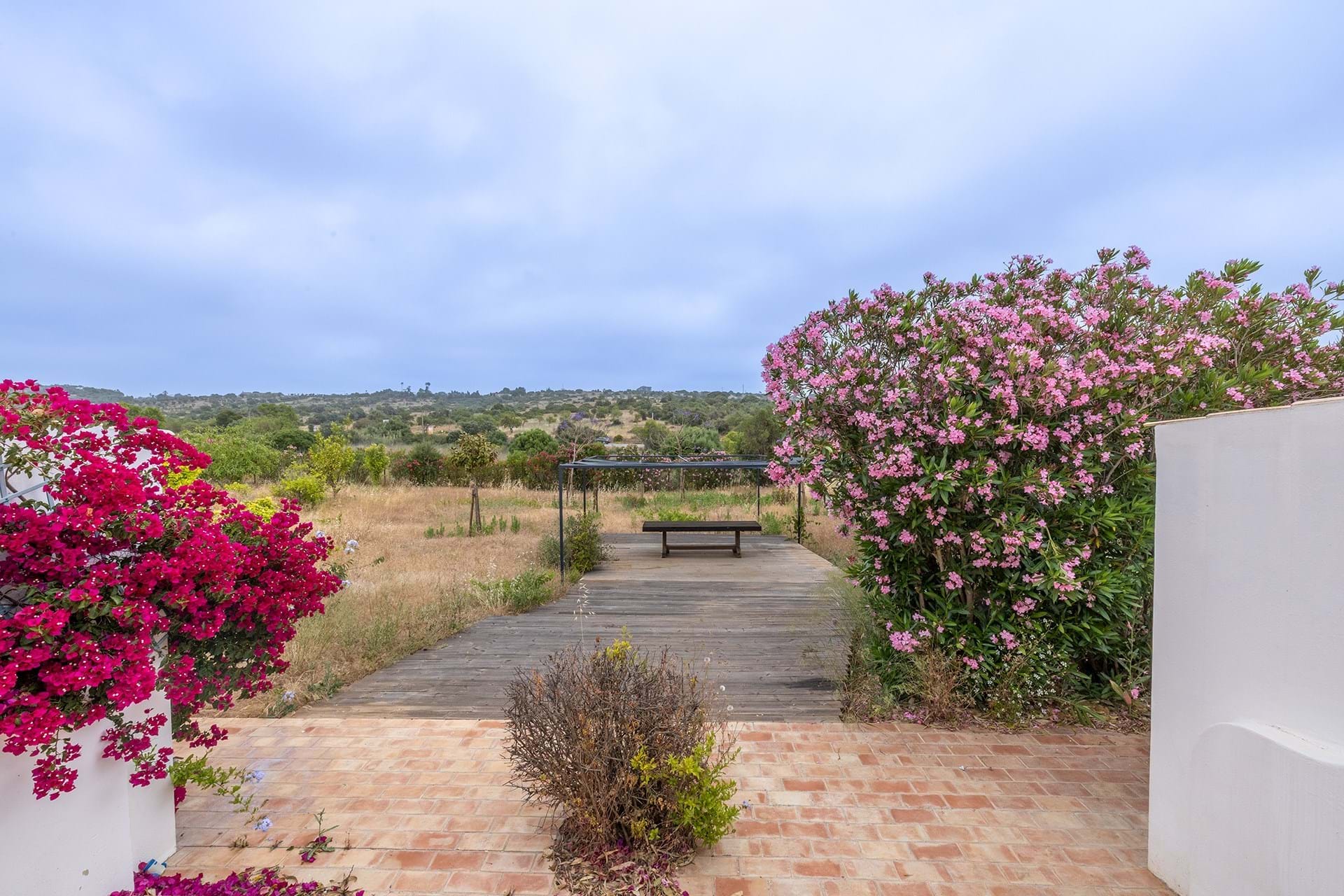 SPACIOUS CHARACTER PROPERTY WITH POOL AND ROOF TERRACE ESPICHE 26