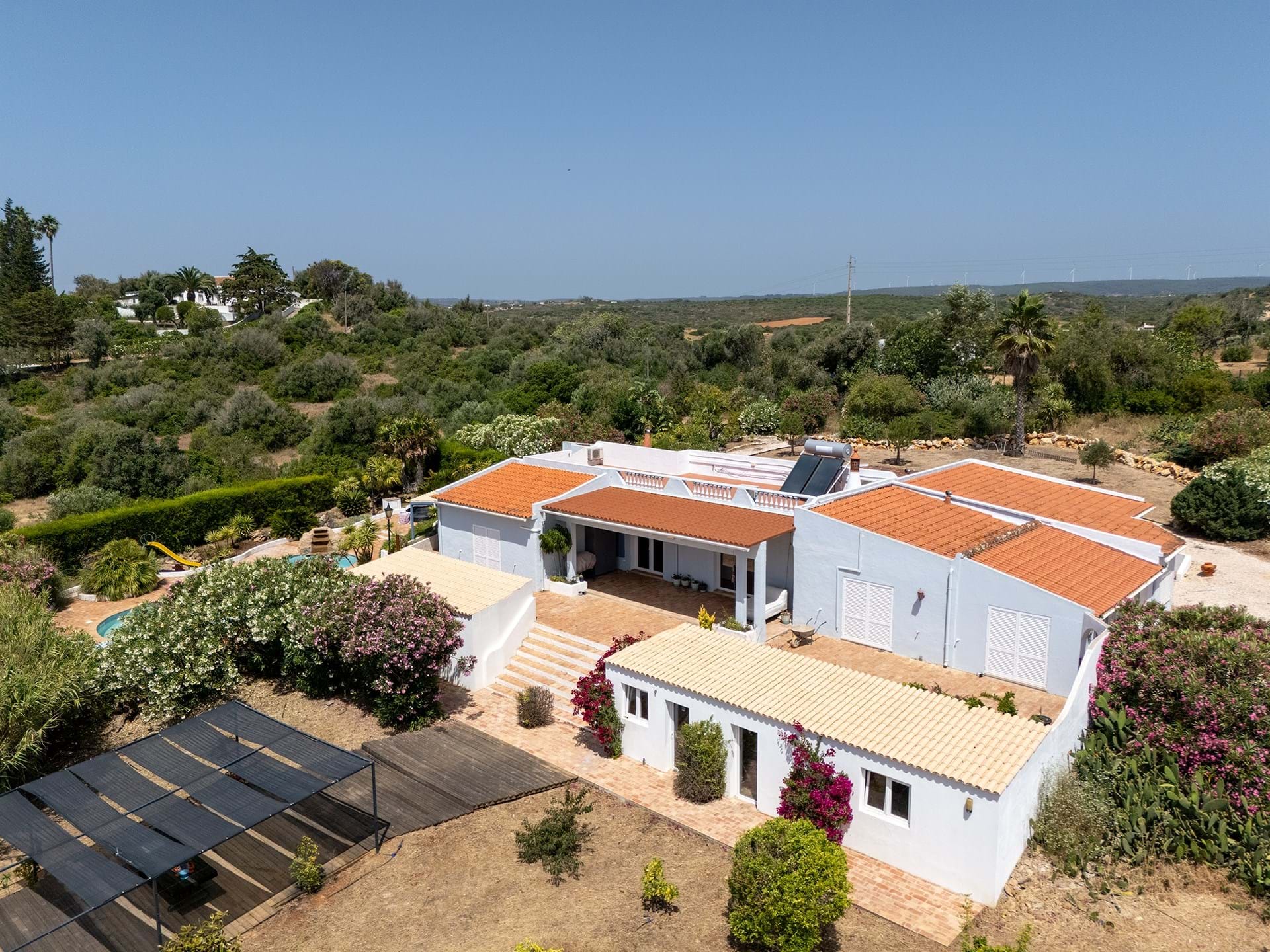 SPACIOUS CHARACTER PROPERTY WITH POOL AND ROOF TERRACE ESPICHE 33