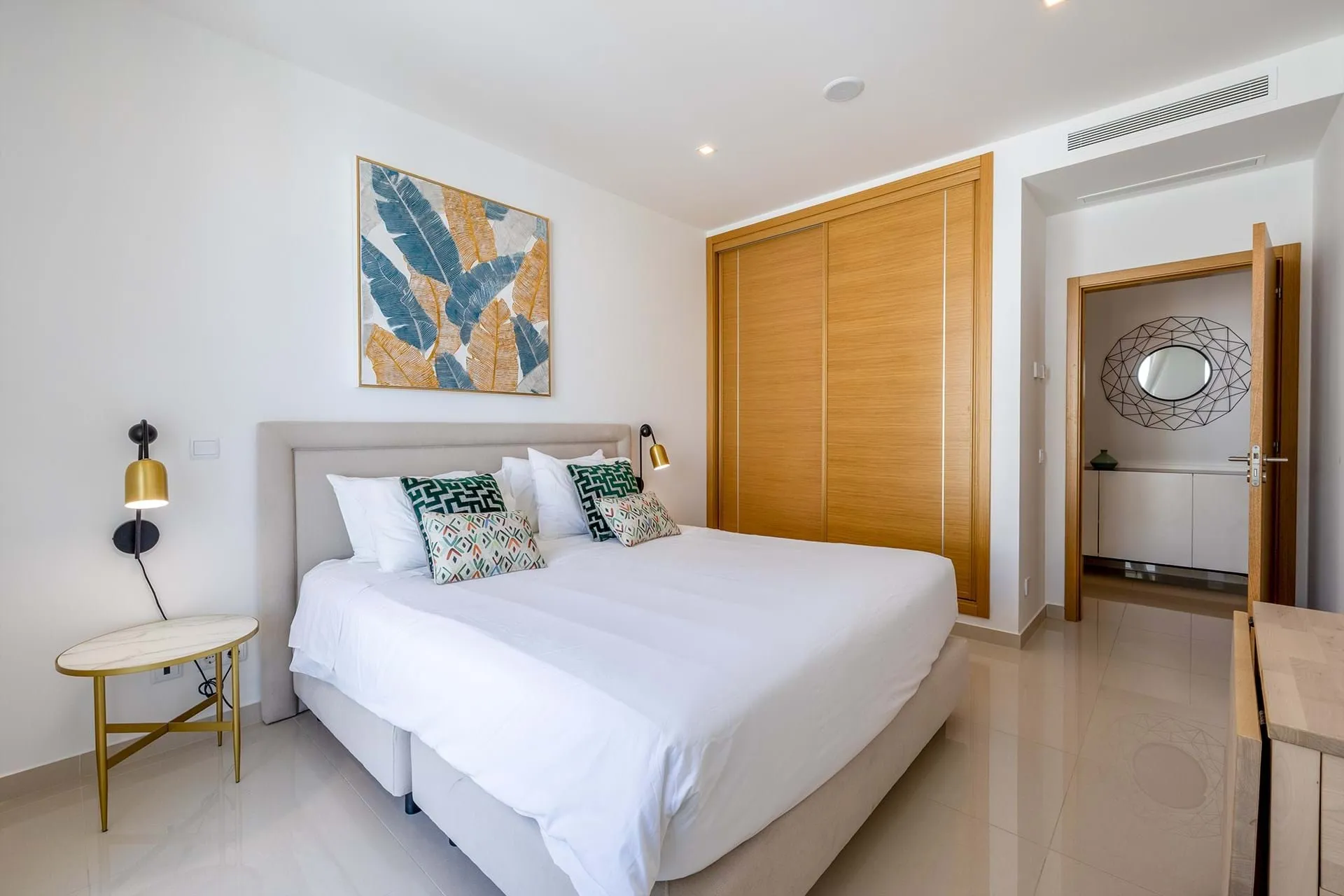 LUXURIOUS AND ULTRA MODERN T3 APPARTMENT NEAR MARINA DE LAGOS 13