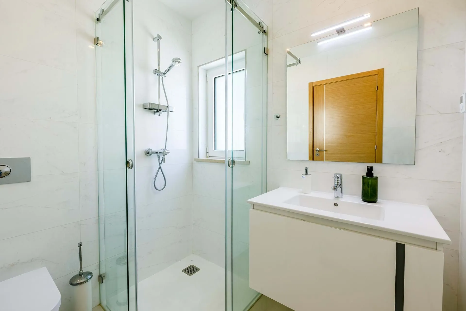 LUXURIOUS AND ULTRA MODERN T3 APPARTMENT NEAR MARINA DE LAGOS 19