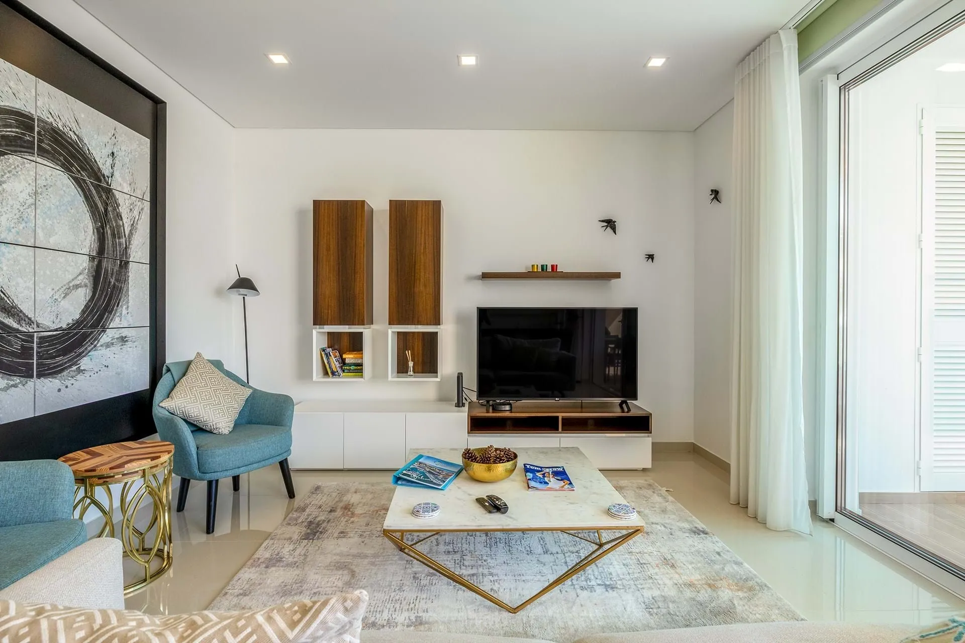 LUXURIOUS AND ULTRA MODERN T3 APPARTMENT NEAR MARINA DE LAGOS 3