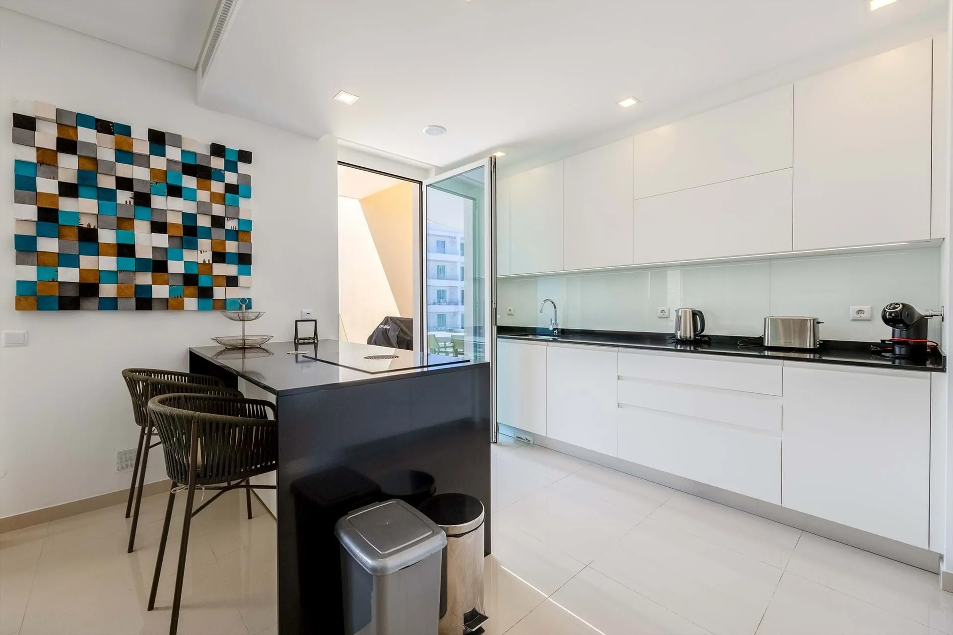 LUXURIOUS AND ULTRA MODERN T3 APPARTMENT NEAR MARINA DE LAGOS 6