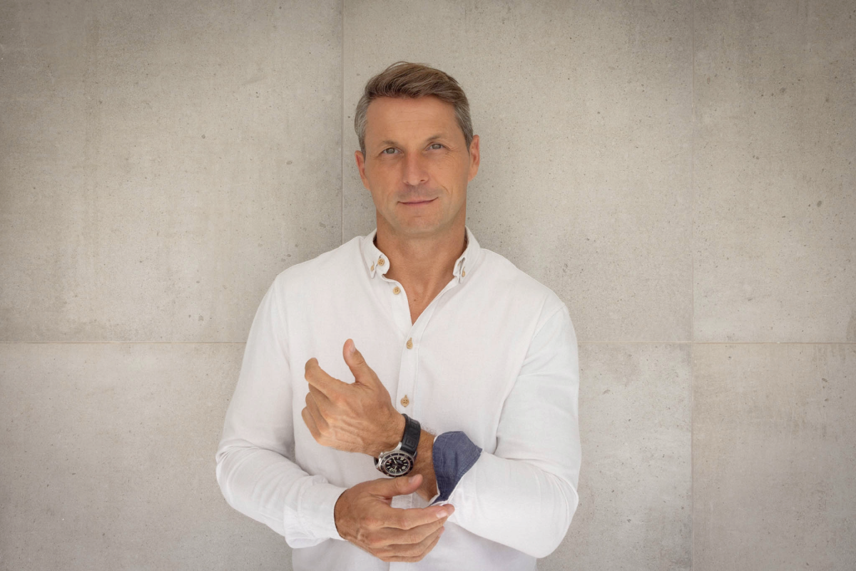 Who is Sunny Steve - eal Estate Agent in Lagos and Western Algarve » Sunny Steve Profile picture of Sunny Steve - Real Estate Agent in Lagos and Western Algarve