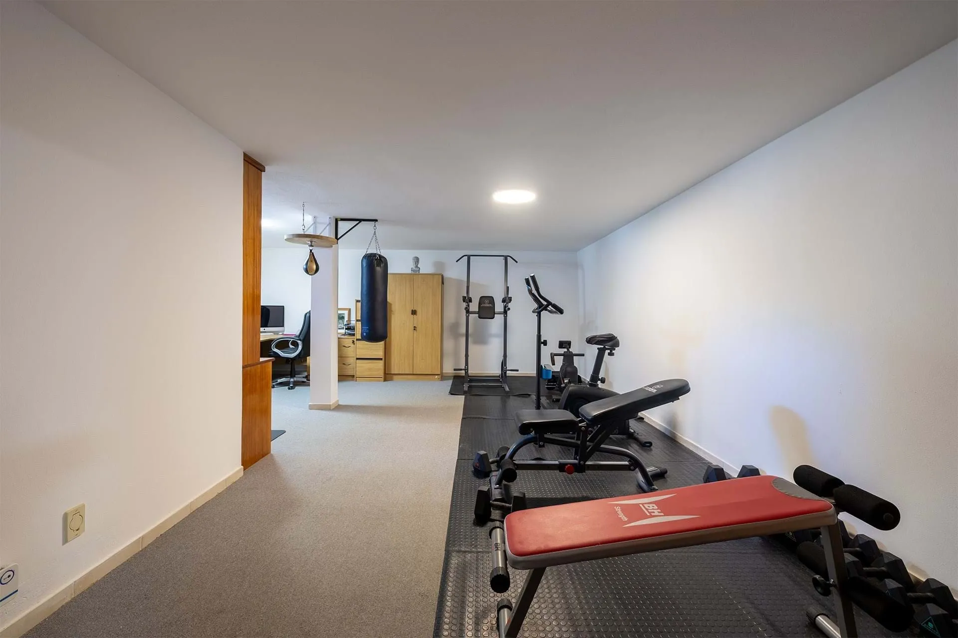 Exclusive Four-Bedroom Villa with a 140m² Basement and Pool in Prime Lagos Location 29