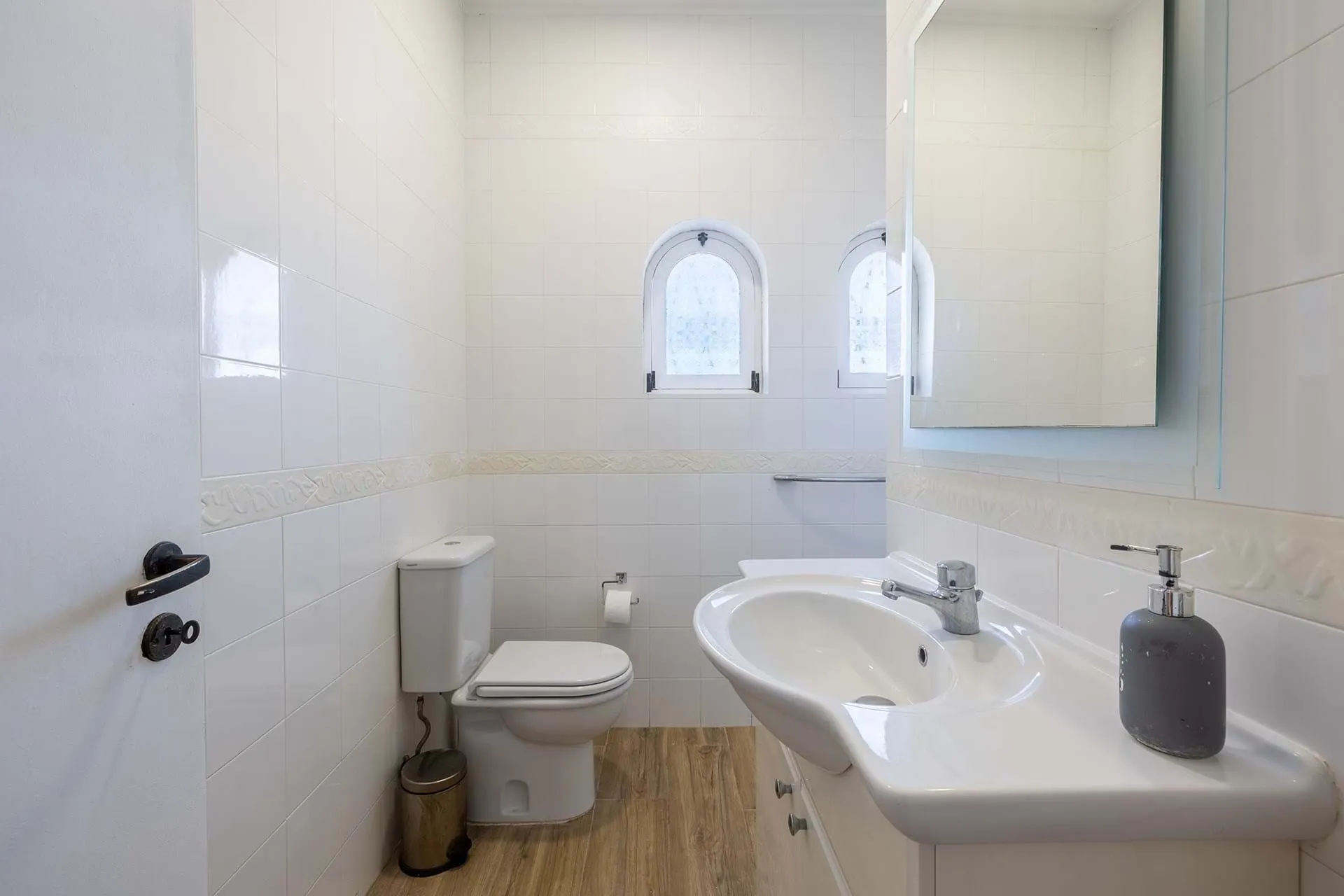 TRANQUIL 4 BEDS ALGARVE VILLA WITH PANORAMIC VIEWS NEAR VIBRANT LAGOS 16