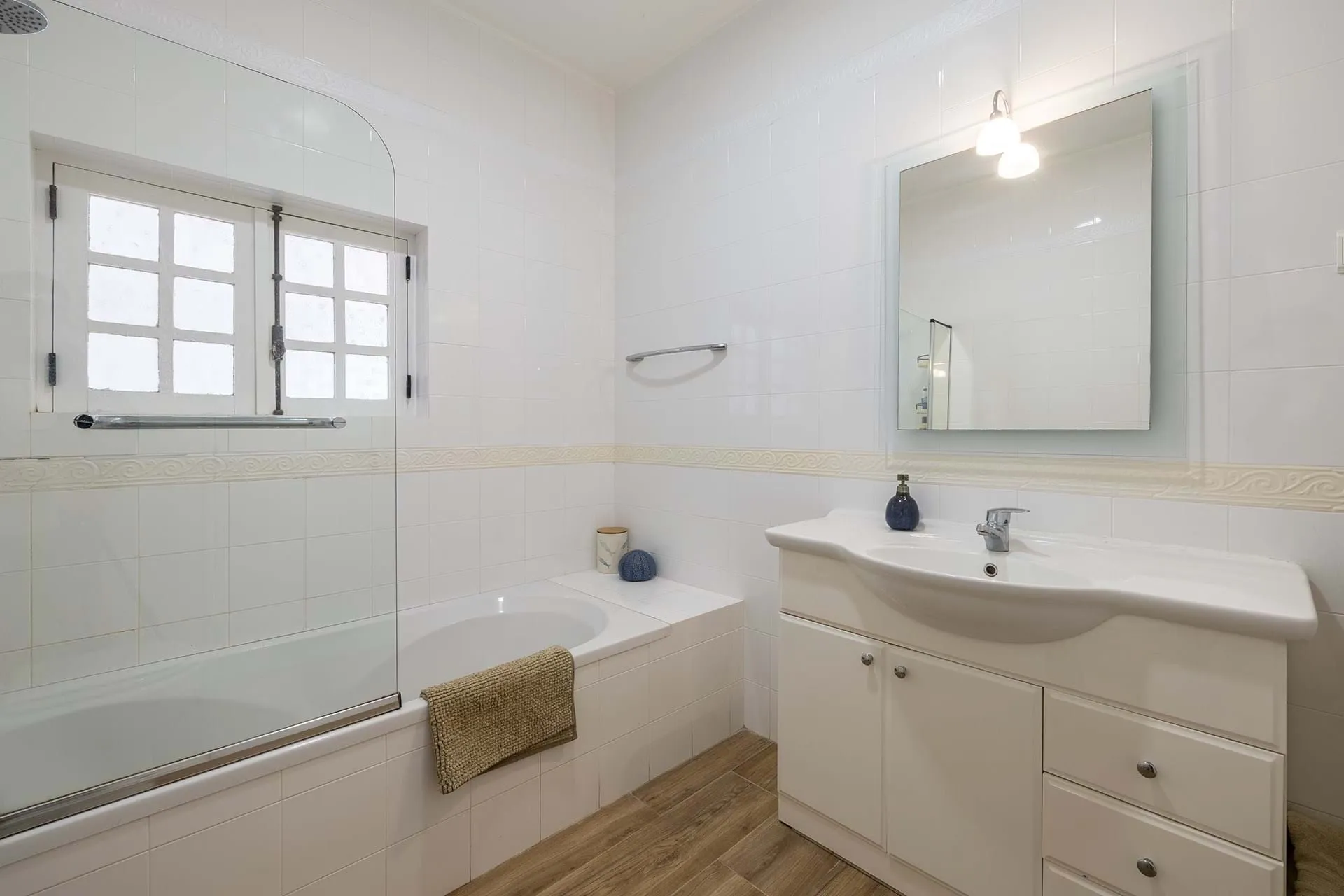 TRANQUIL 4 BEDS ALGARVE VILLA WITH PANORAMIC VIEWS NEAR VIBRANT LAGOS 29