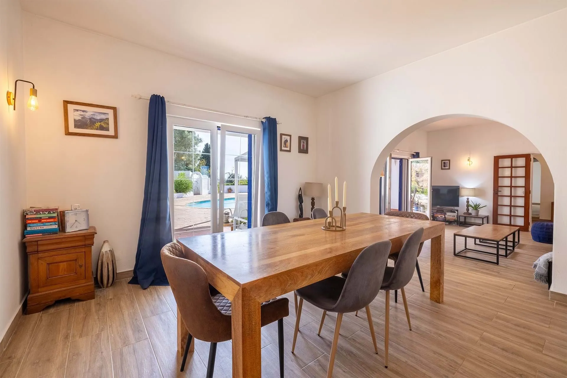 TRANQUIL 4 BEDS ALGARVE VILLA WITH PANORAMIC VIEWS NEAR VIBRANT LAGOS 7