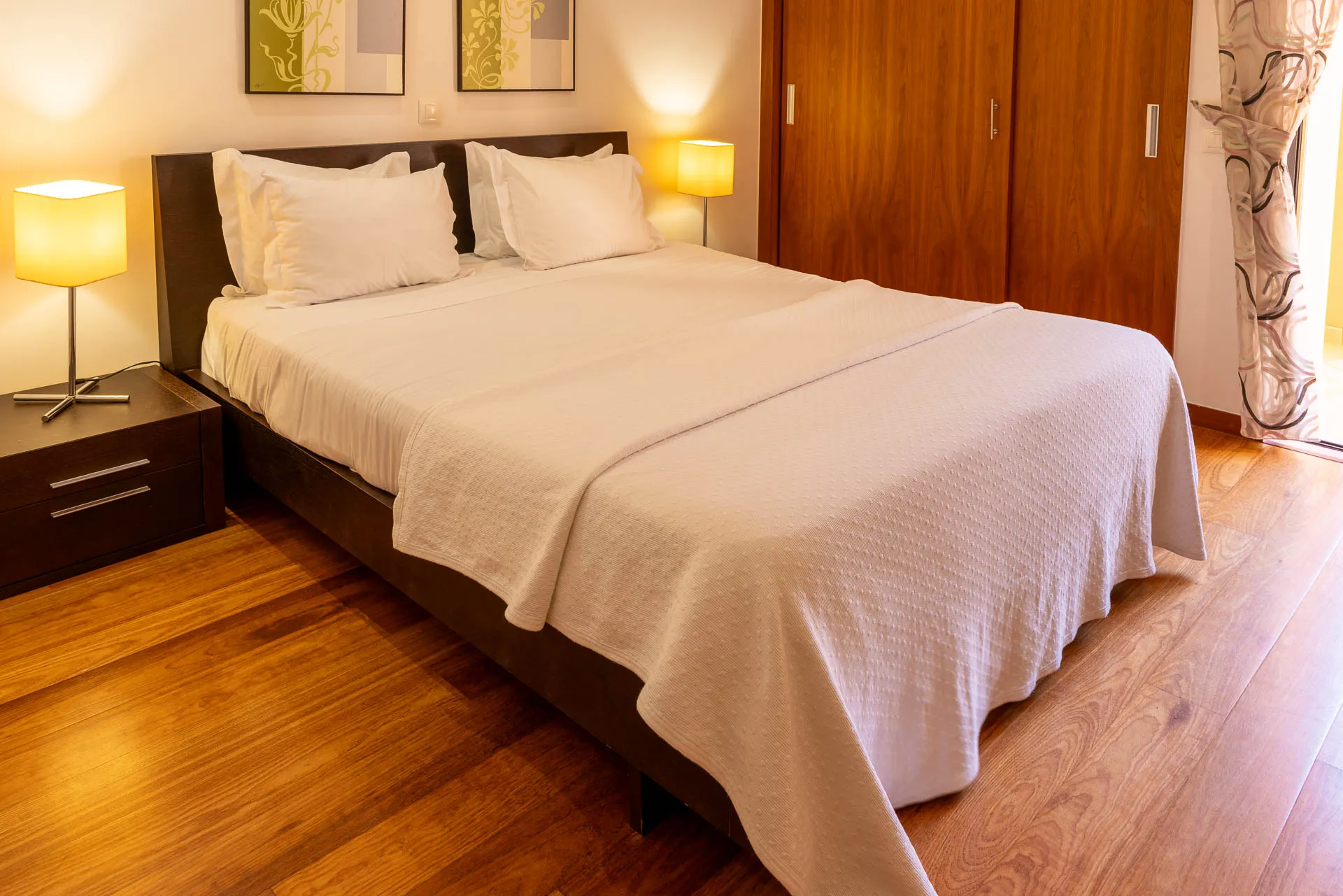 Turnkey Investment or Dream Holiday Home Luxurious T2 Apartment in Baía da Luz Praia da Luz 10