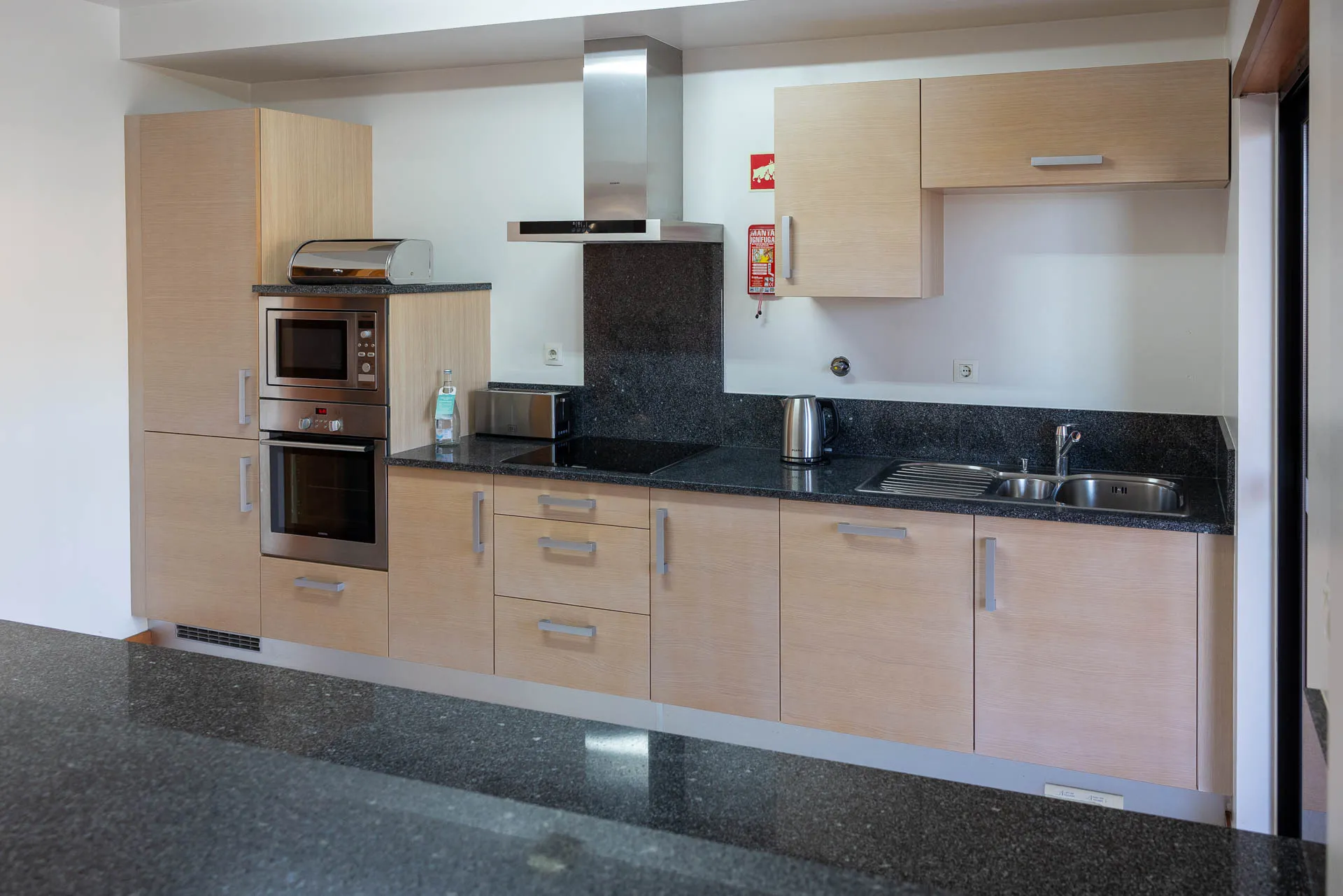 Turnkey Investment or Dream Holiday Home Luxurious T2 Apartment in Baía da Luz Praia da Luz 29