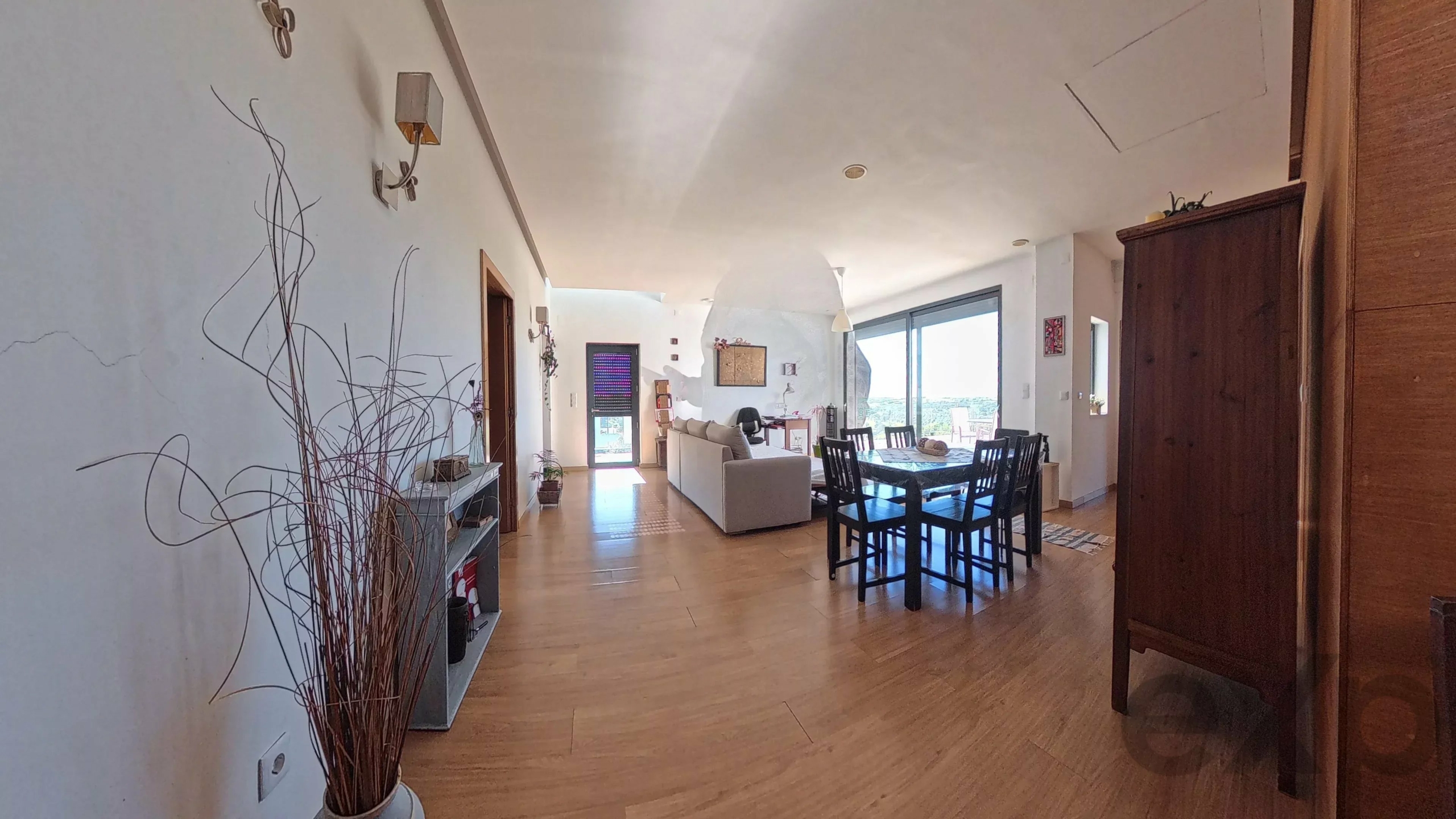 5-Bedroom House in the country side (2 dwellings 3-bedroom + 2-bedroom)