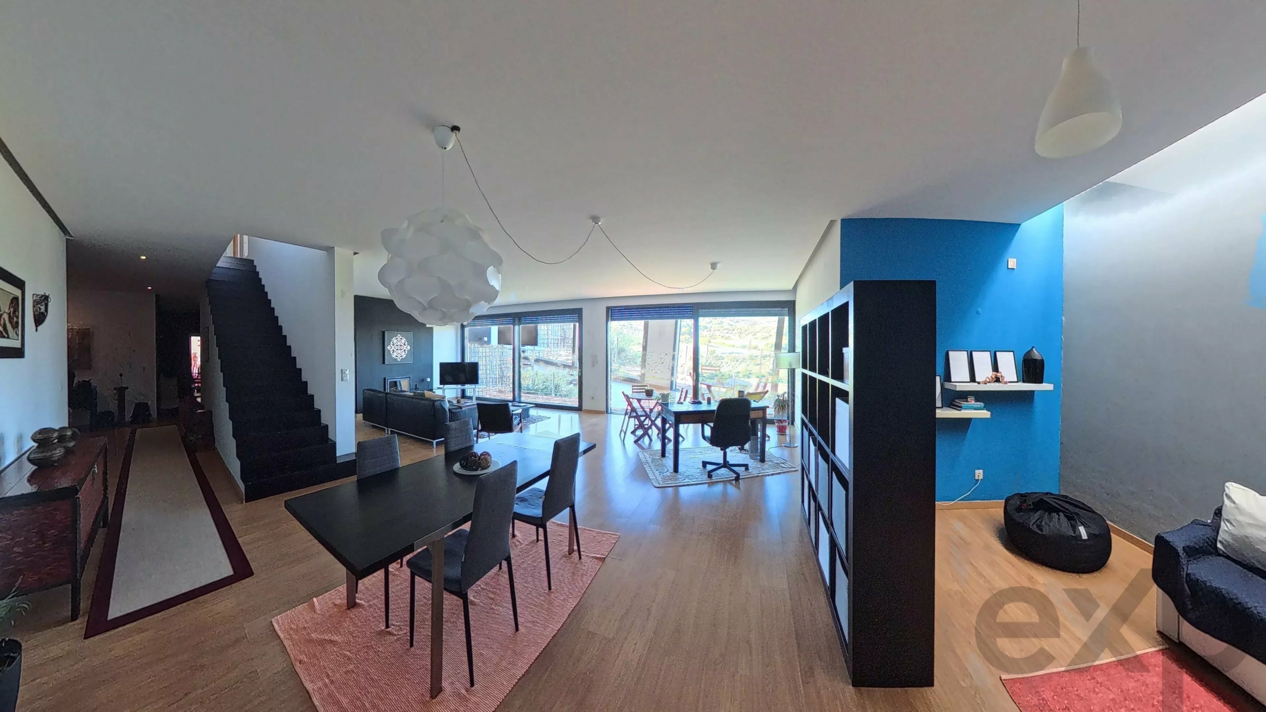 5-Bedroom House in the country side (2 dwellings 3-bedroom + 2-bedroom)
