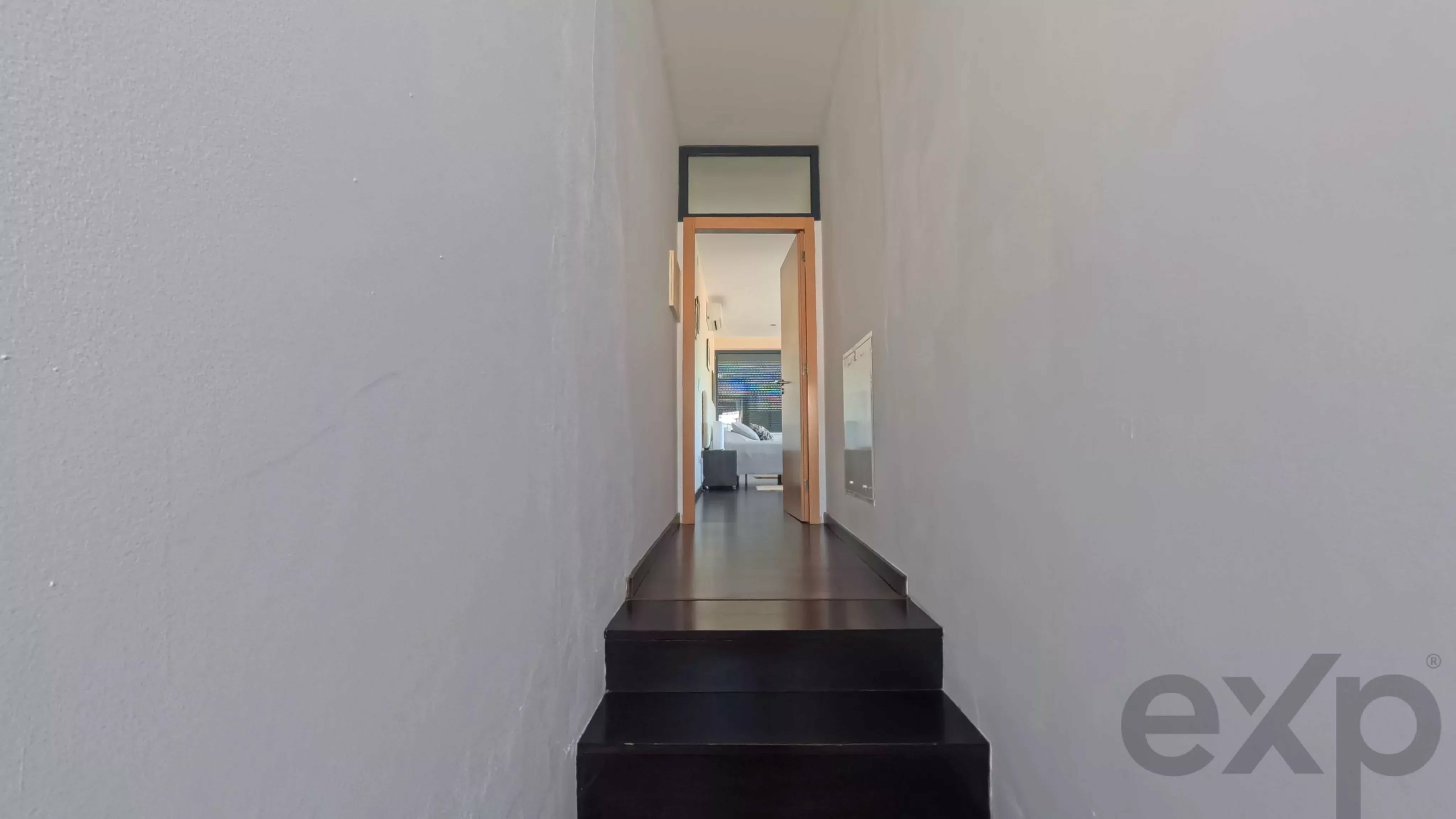 5-Bedroom House in the country side (2 dwellings 3-bedroom + 2-bedroom)
