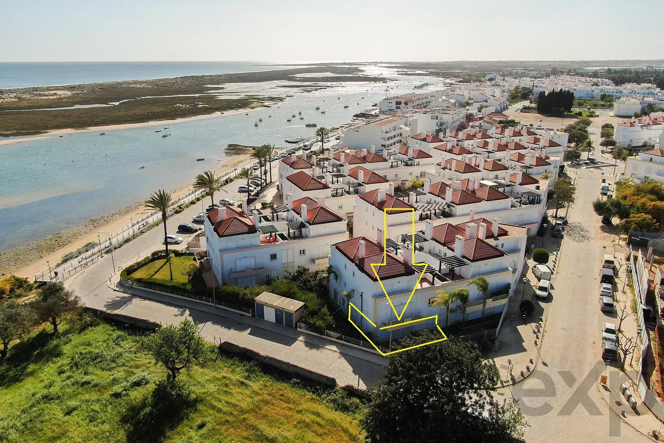 Ground-Floor One-Bedroom Apartment with Patio and Garden in Aldeia Formosa, Cabanas de Tavira