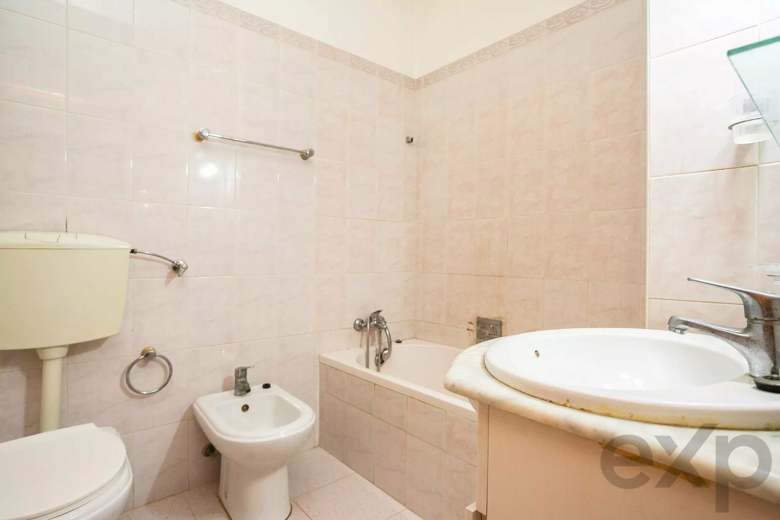 Two-Bedroom Apartment in the Centre of Tavira, in Need of Renovation