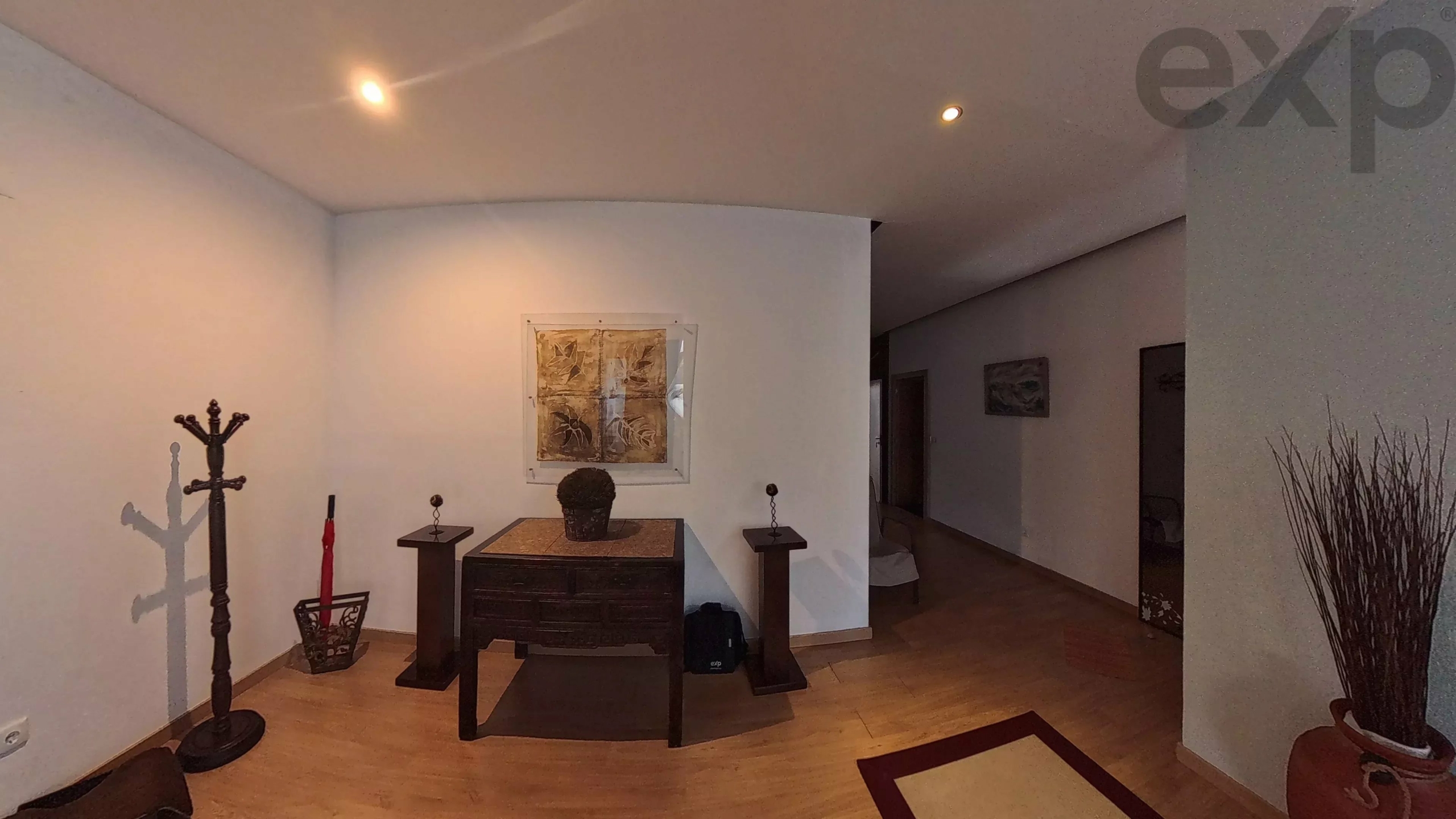 5-Bedroom House in the country side (2 dwellings 3-bedroom + 2-bedroom)