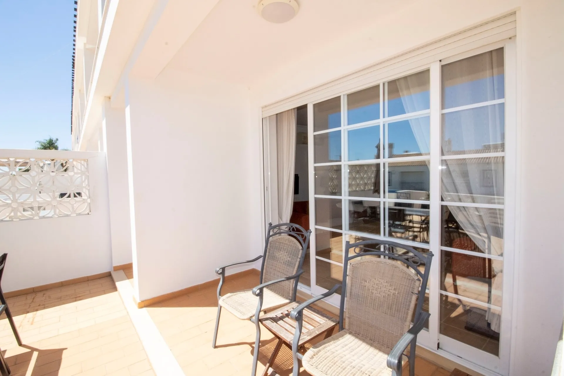 15_c8e78d64-95b4-4bed-87db-75e10ba42037 Sea-View Four-Bed House, Short Walk to Praia da Luz Beach