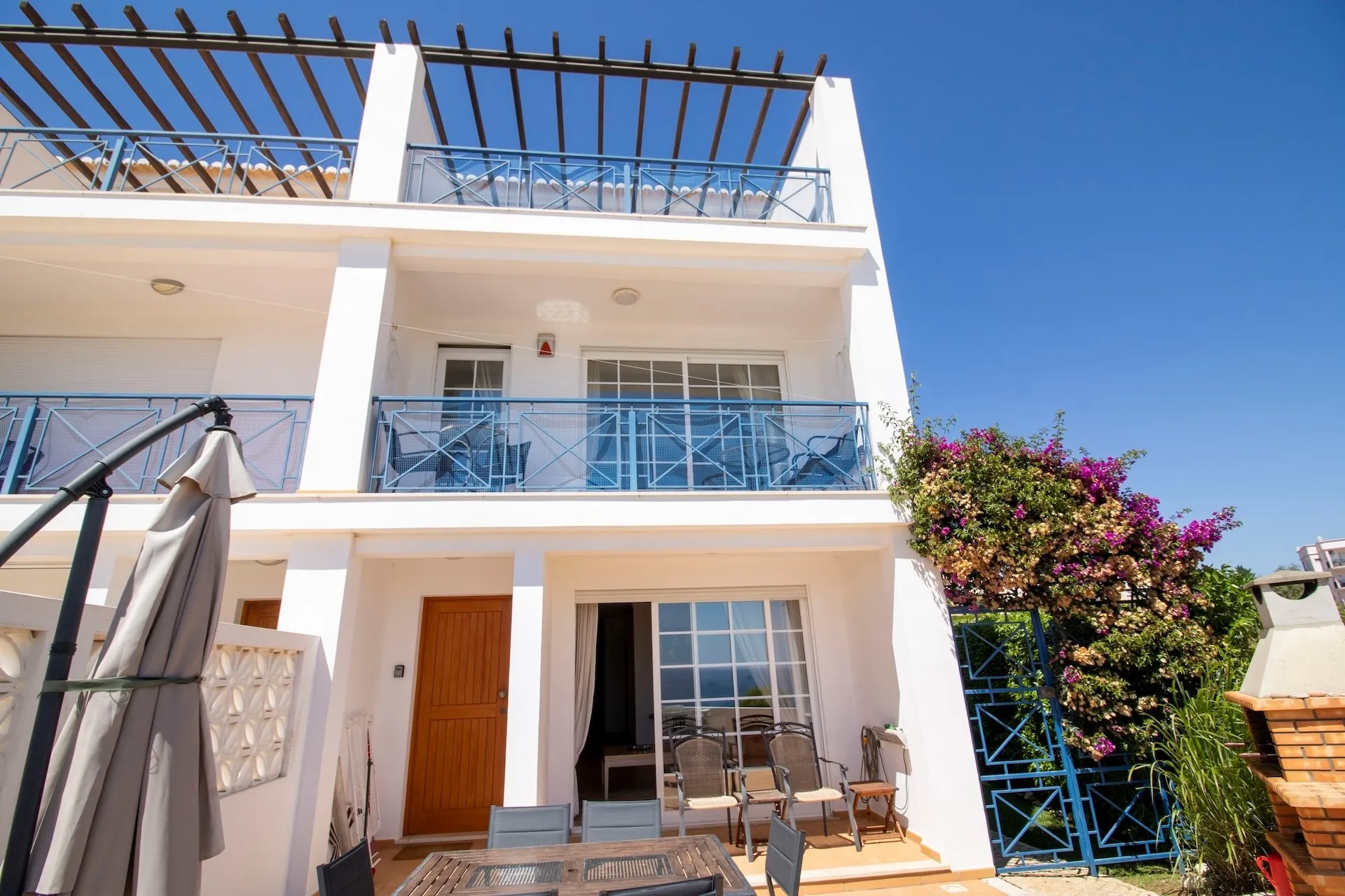 16_6624f810-6597-483d-8365-50b6ec9a991b Sea-View Four-Bed House, Short Walk to Praia da Luz Beach