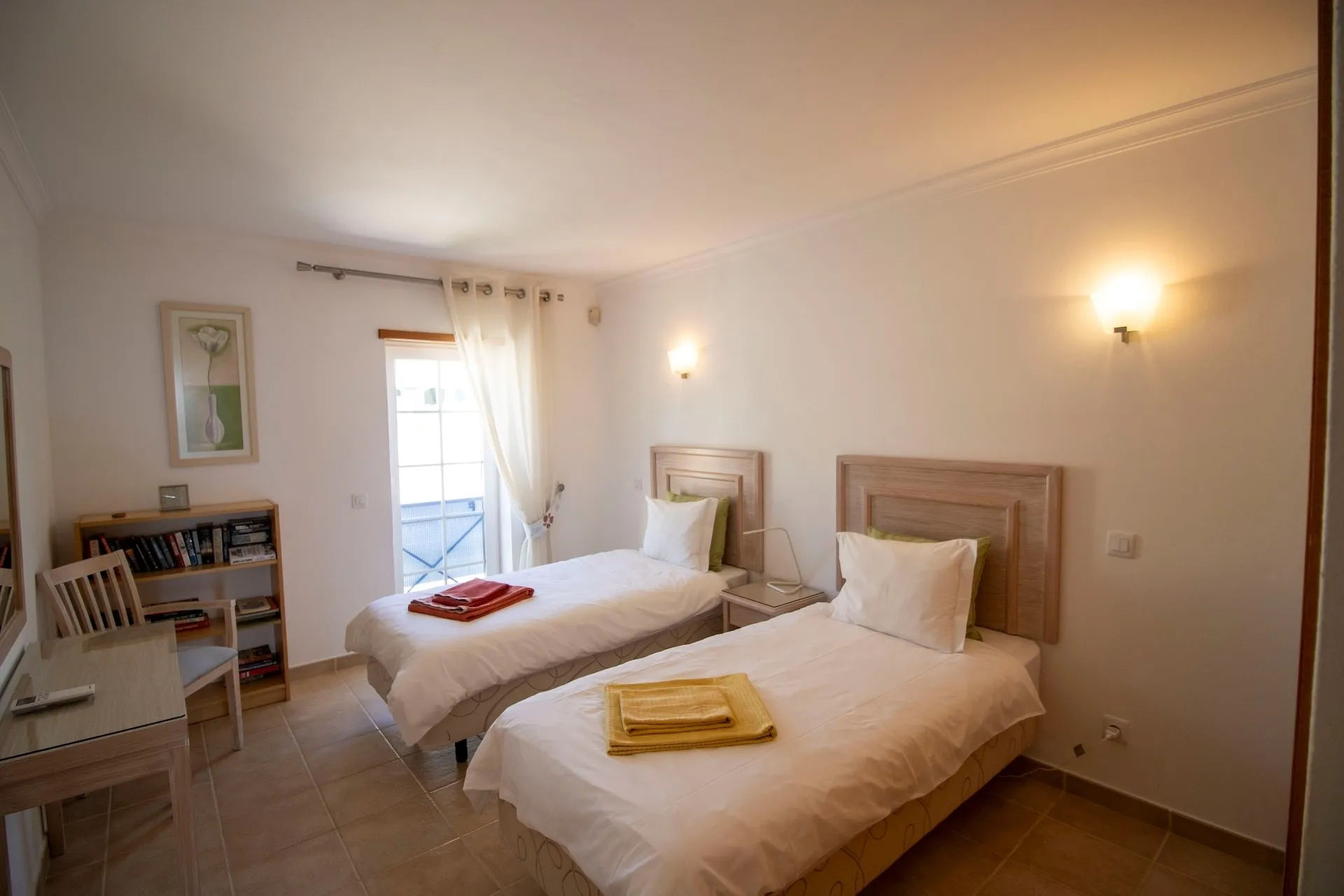 28_9a882b7a-5dca-4c4f-b83a-d2236e6c48a8 Sea-View Four-Bed House, Short Walk to Praia da Luz Beach