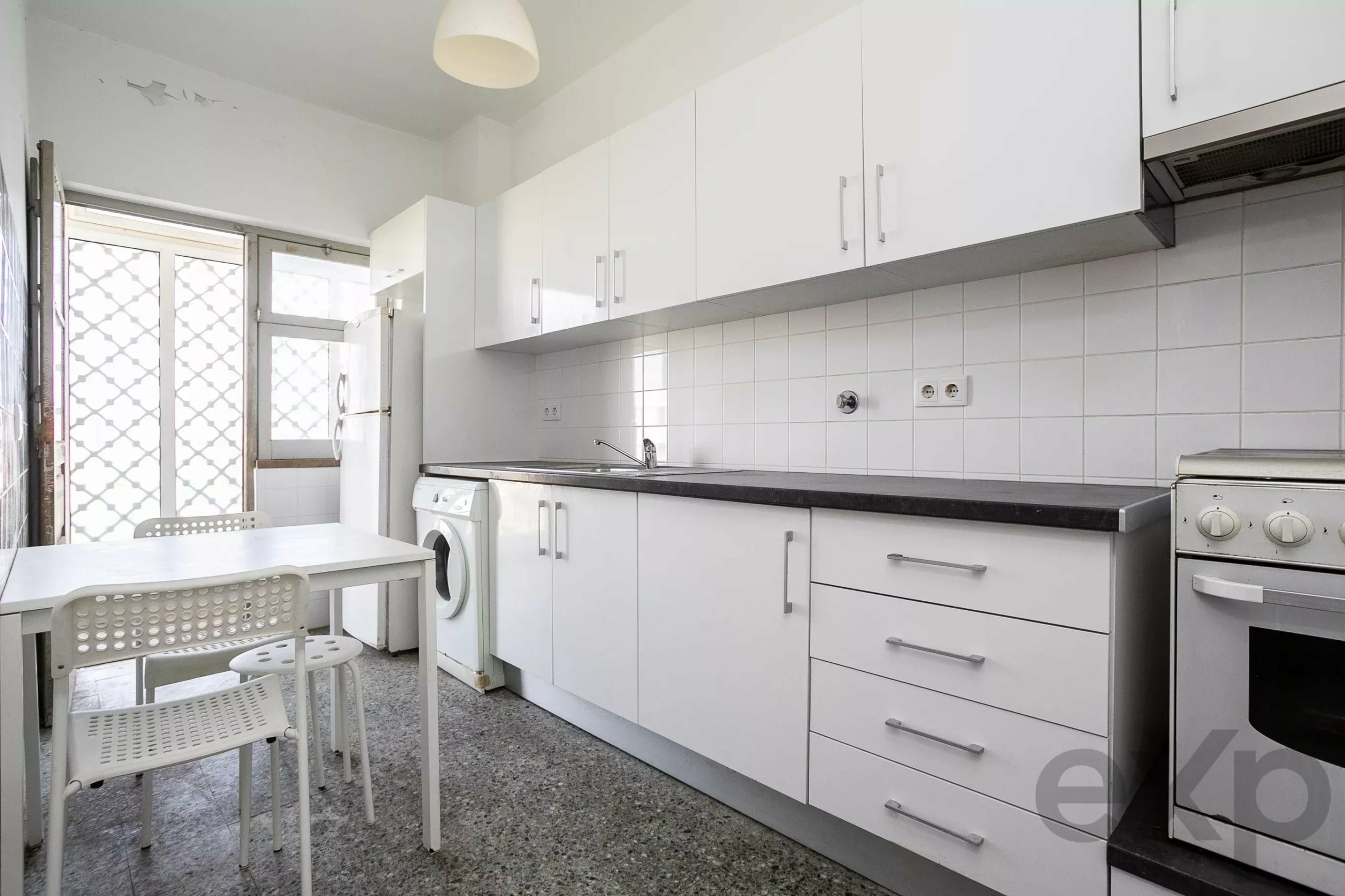 Two-Bedroom Apartment in the Centre of Tavira, in Need of Renovation
