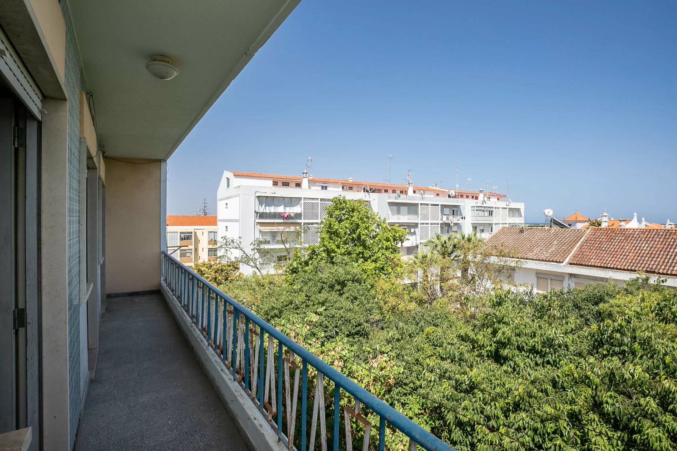 Two-Bedroom Apartment in the Centre of Tavira, in Need of Renovation