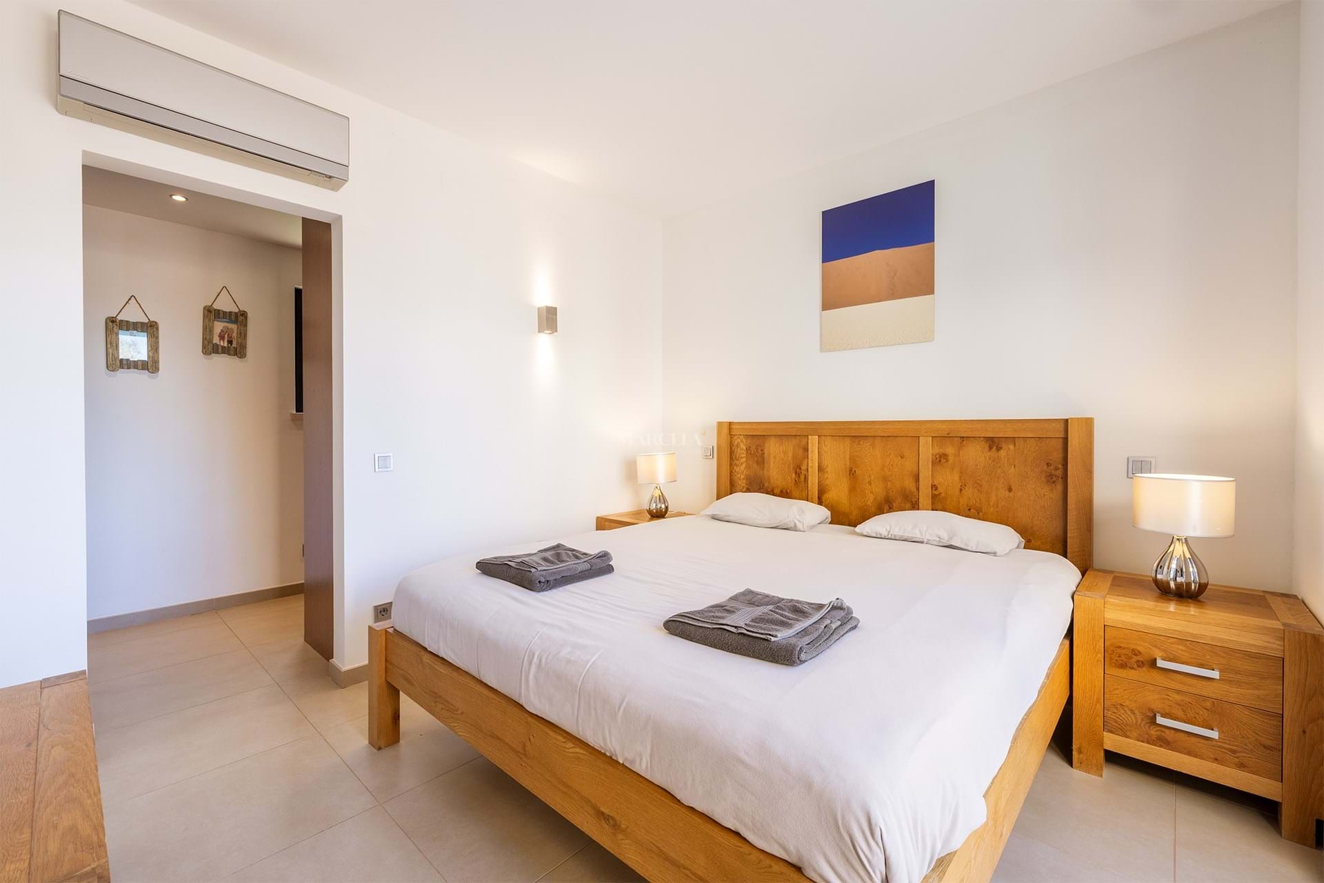 Villa Porto Dona Maria Luz 25 Modern 4 bedroom villa with sea view and pool in Luz