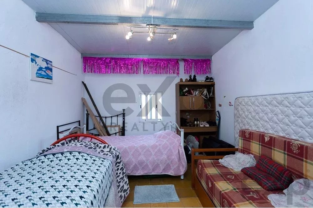 2-bedr. house on 658m2 plot next to Ria Formosa
