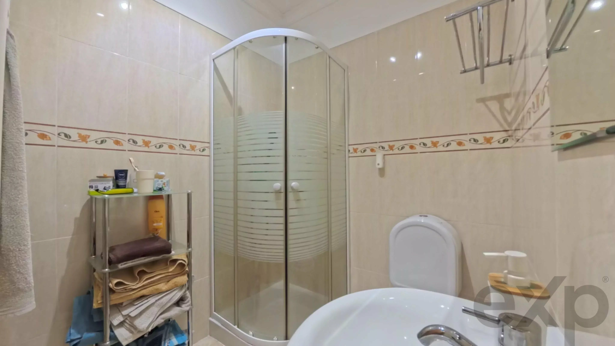 4-Bedroom Duplex Apartment in Almancil