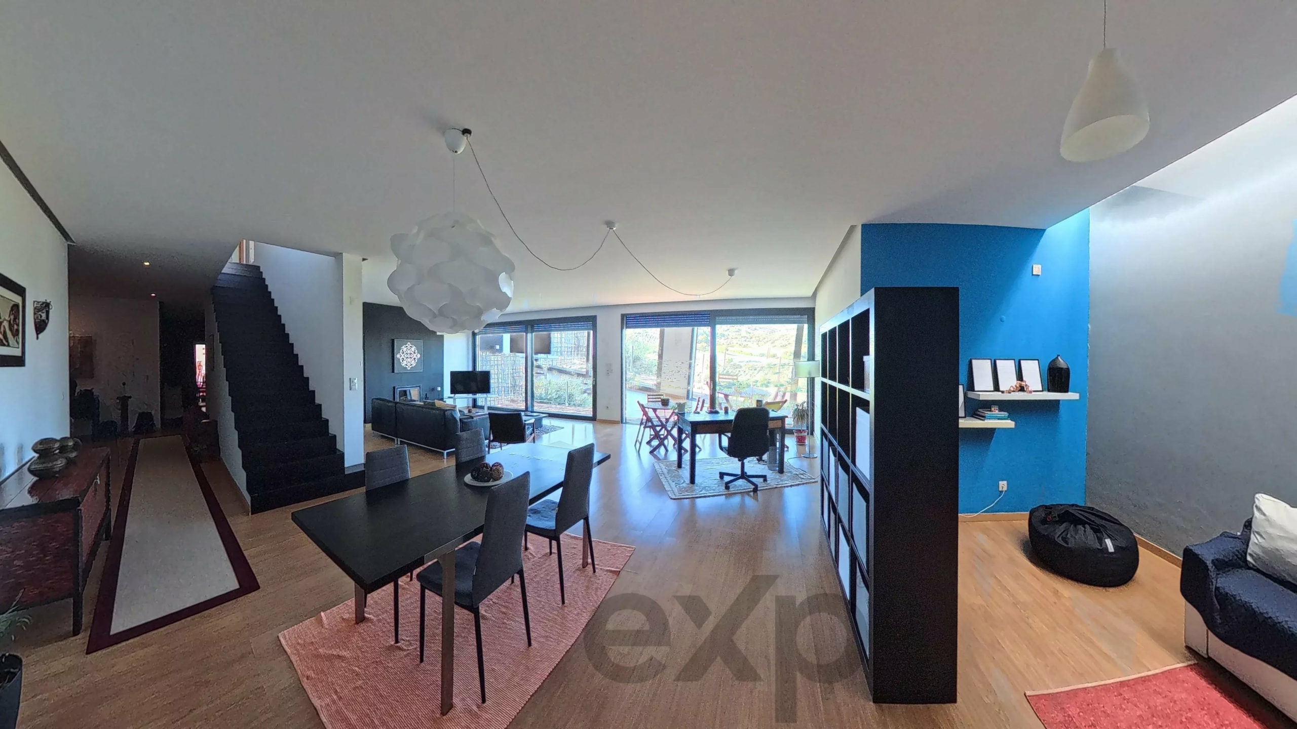 5-Bedroom House in the country side (2 dwellings 3-bedroom + 2-bedroom)