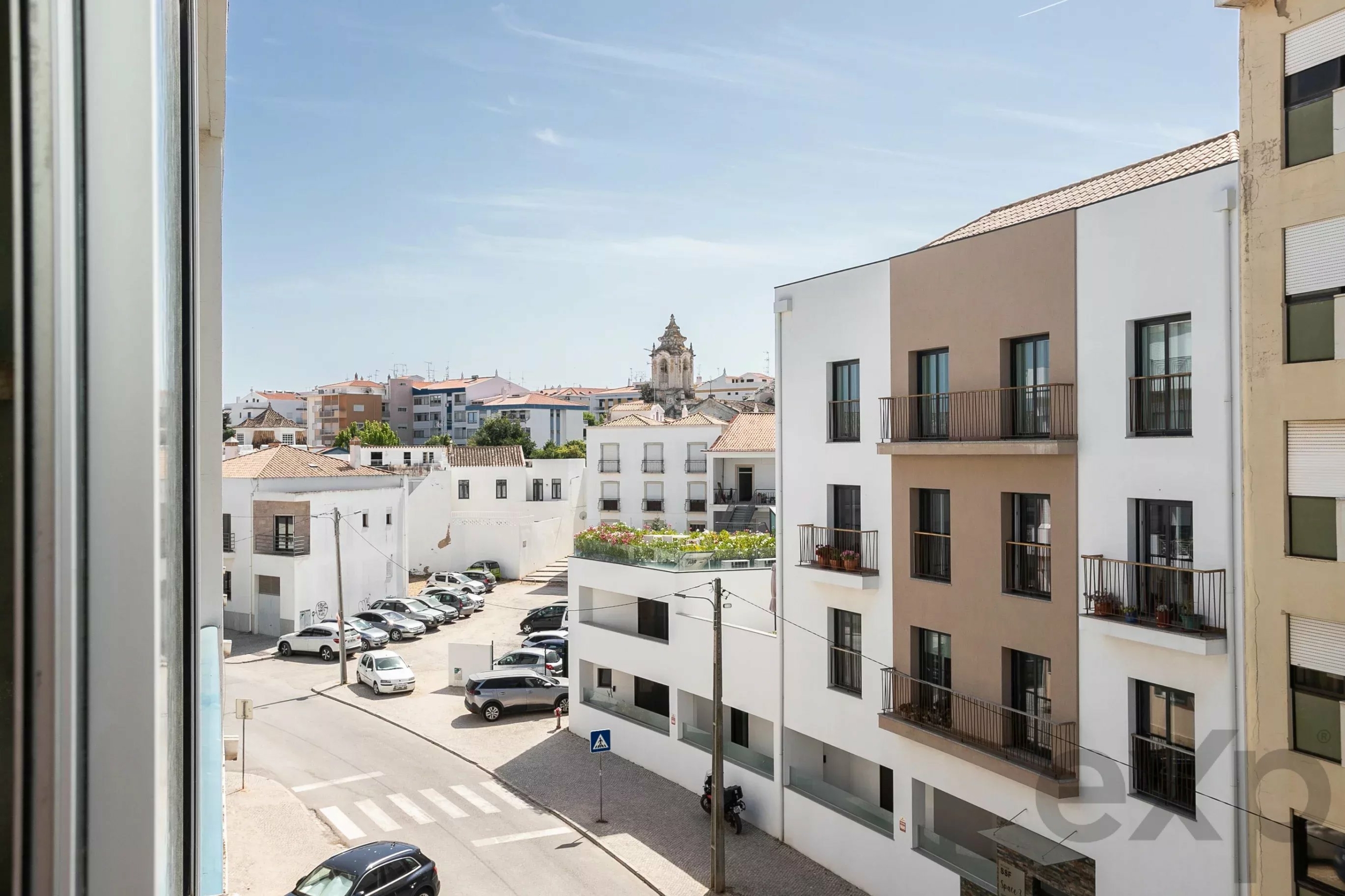 Two-Bedroom Apartment in the Centre of Tavira, in Need of Renovation