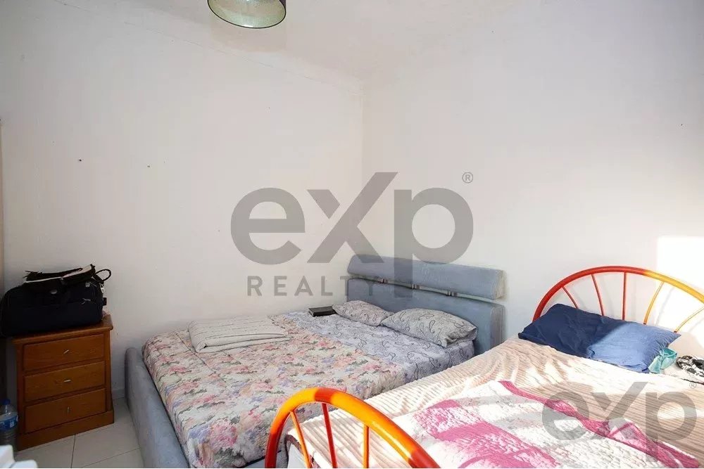 2-bedr. house on 658m2 plot next to Ria Formosa