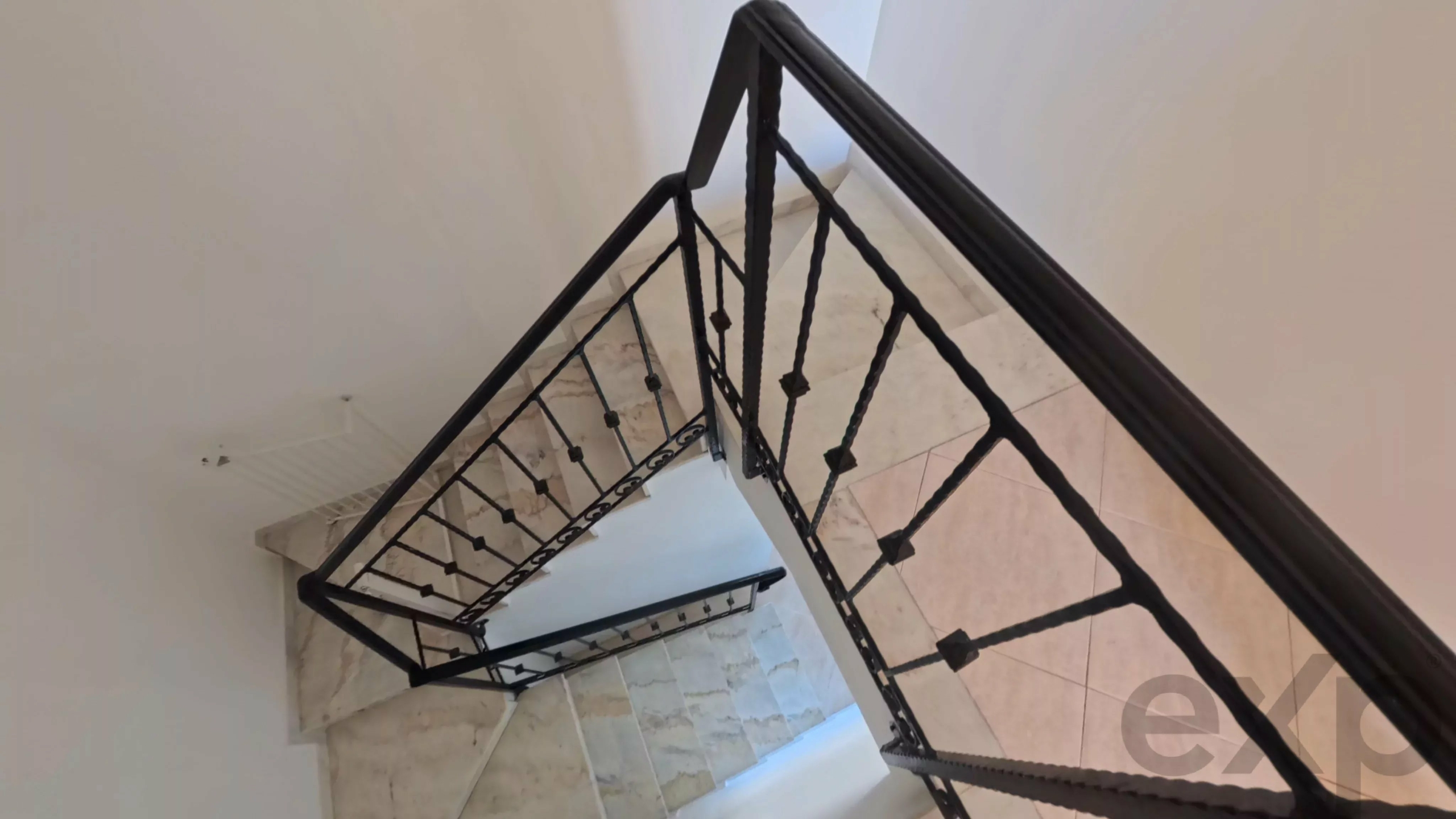 4-Bedroom Duplex Apartment in Almancil