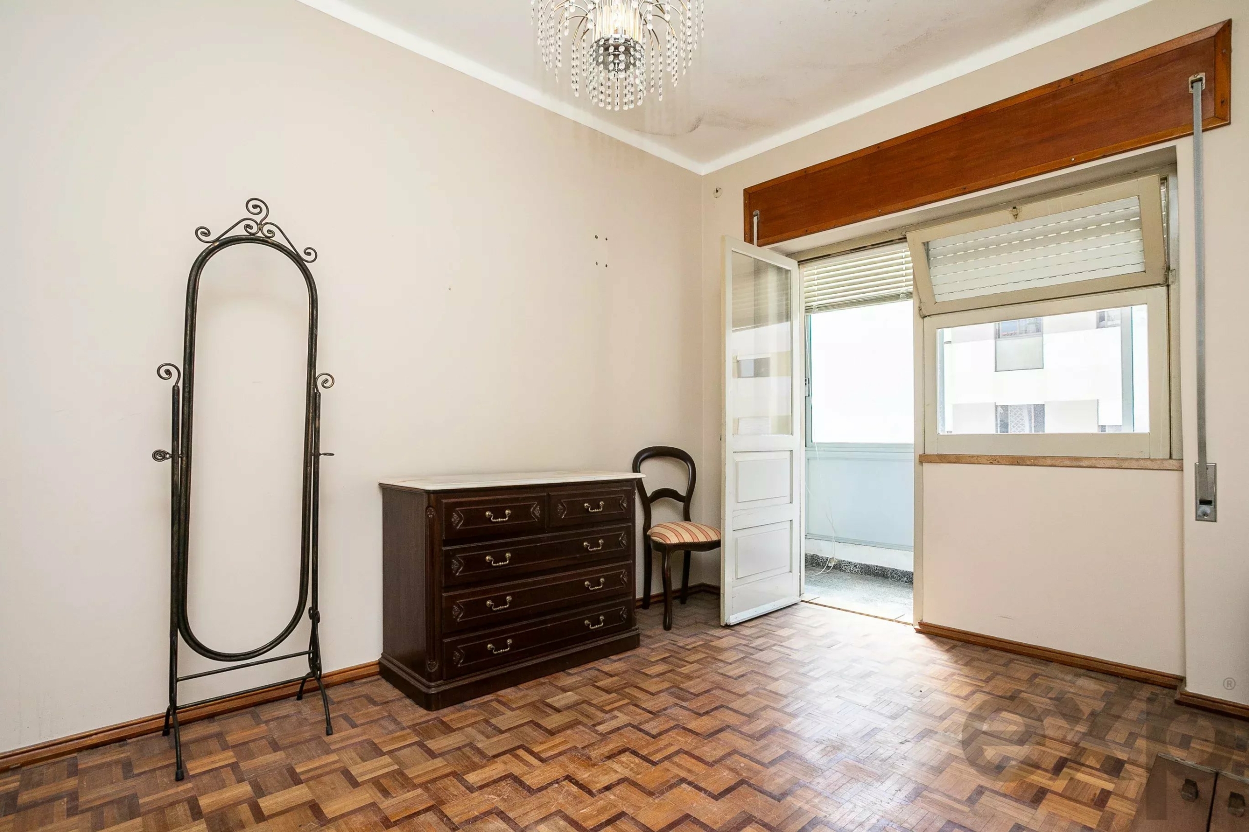 Two-Bedroom Apartment in the Centre of Tavira, in Need of Renovation
