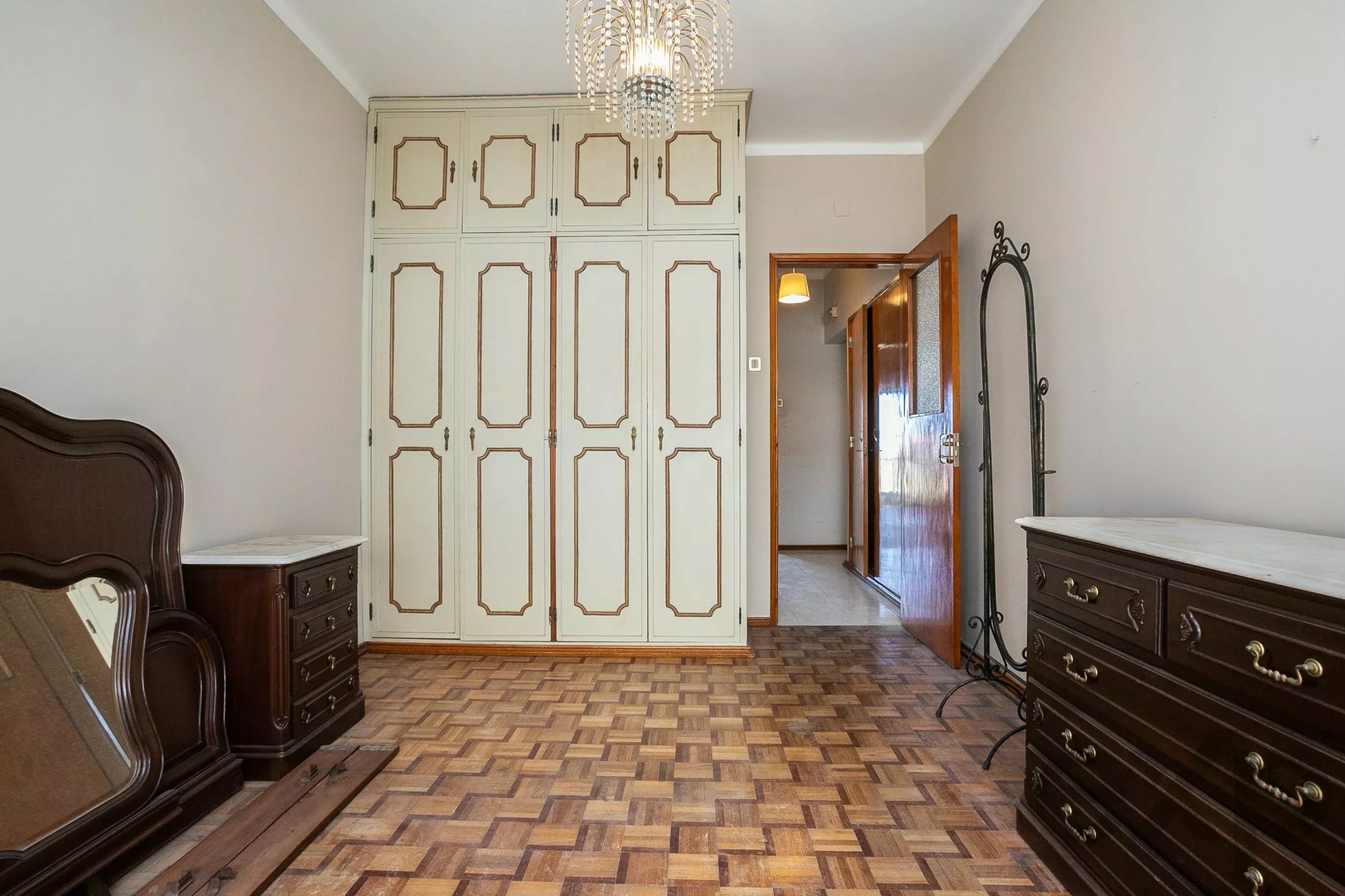 Two-Bedroom Apartment in the Centre of Tavira, in Need of Renovation