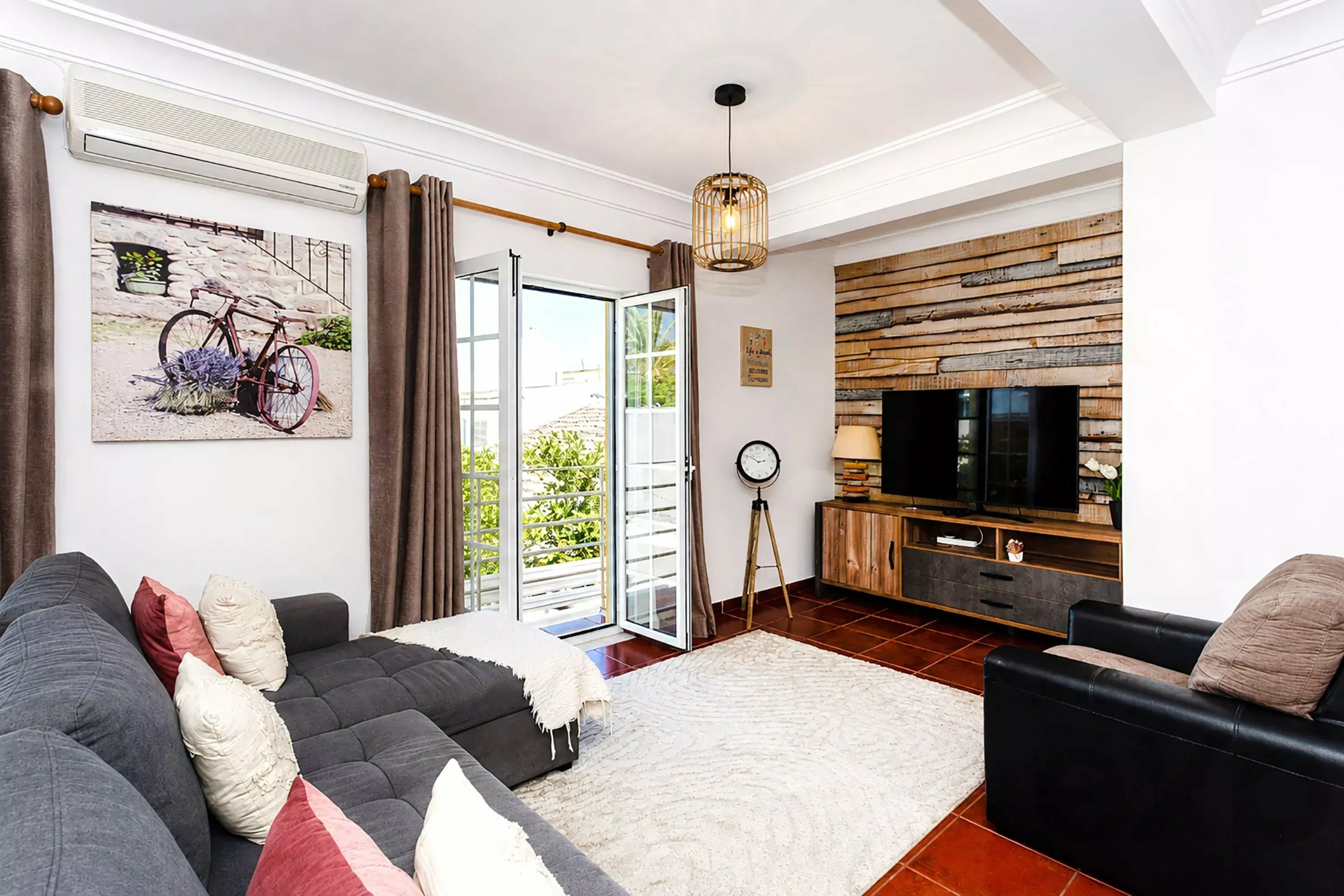 Flat with sunny terrace in Cabanas de Tavira, East Algarve