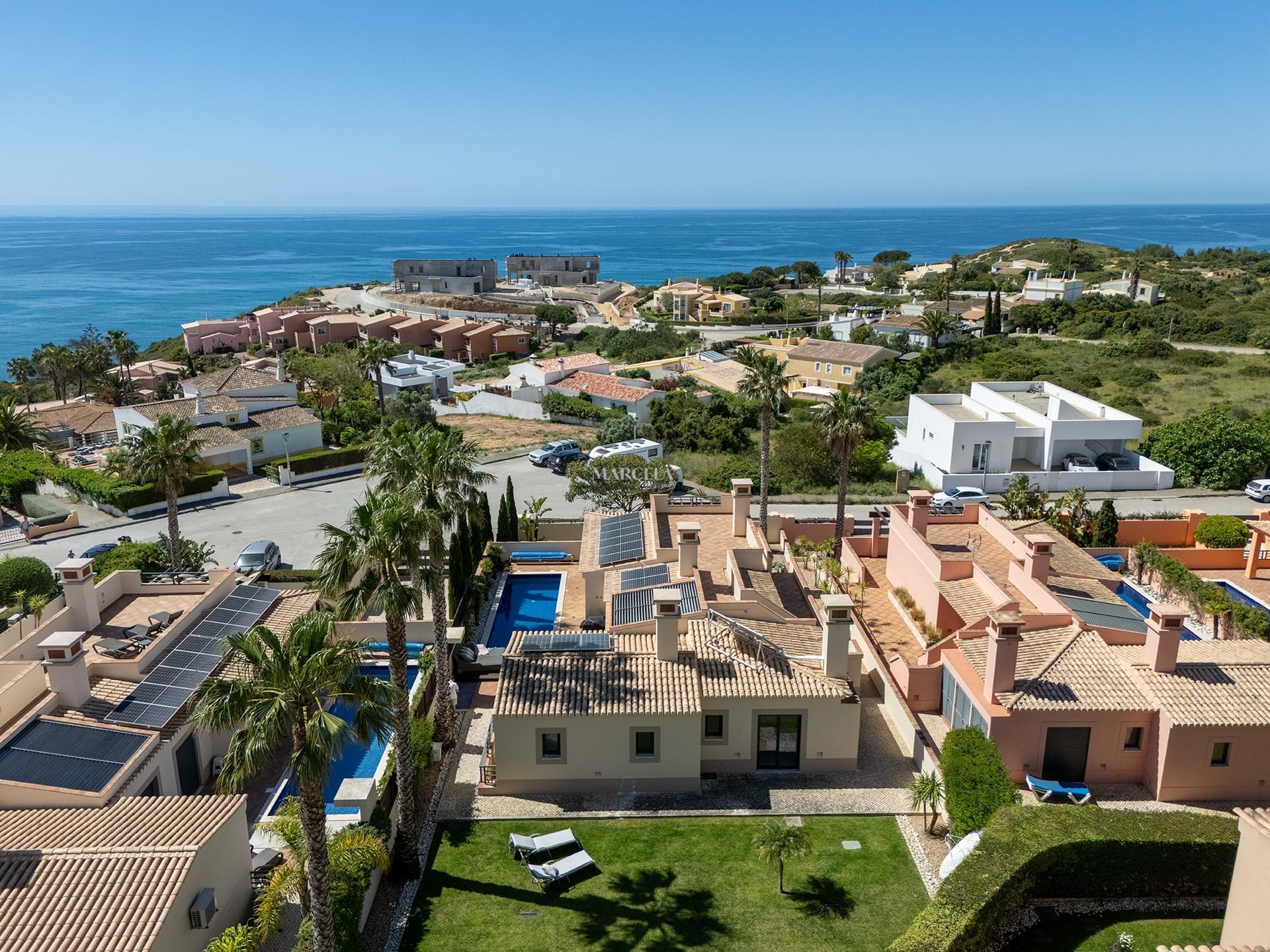 pdm-54 Sea View 4-Bedroom Villa with Heated Pool, Porto Dona Maria, Luz