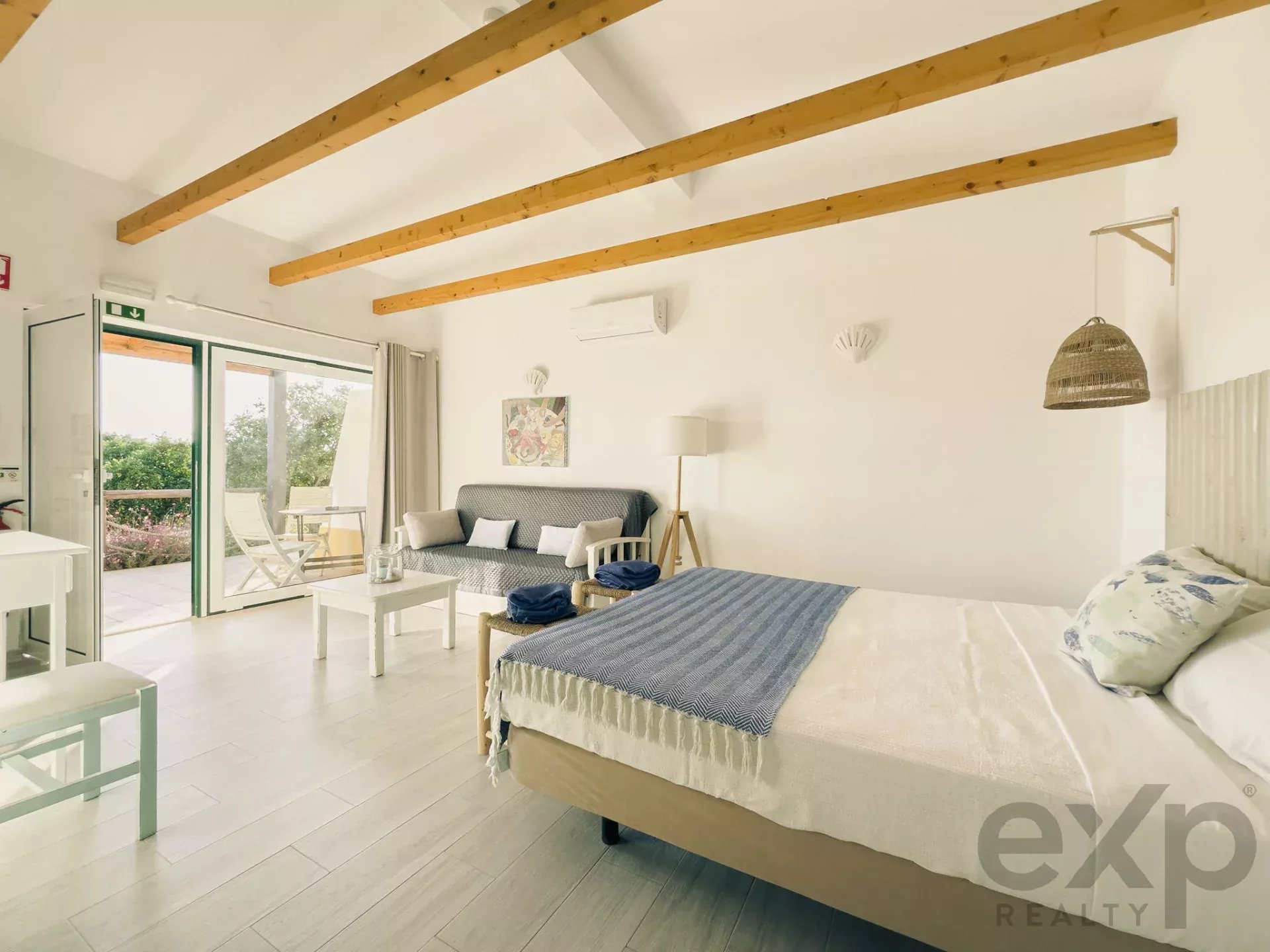3.3 hectare Countryside Retreat with Rental Income in the Algarve