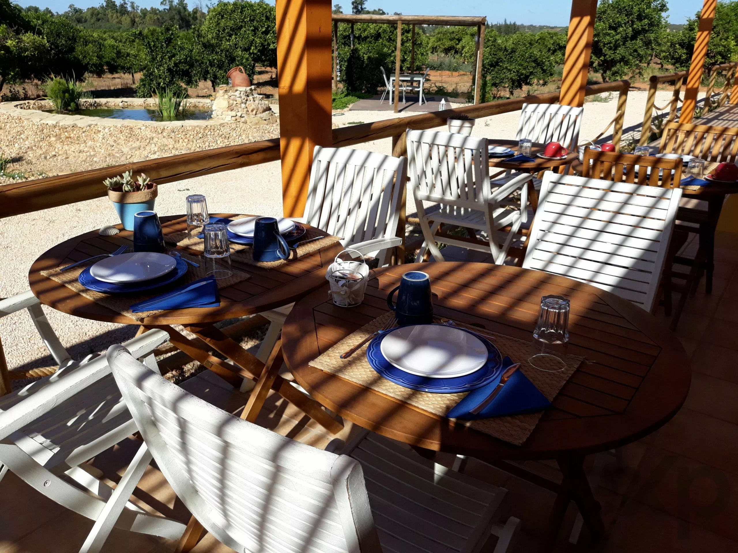 Quinta no Algarve Chave na Mão: 3 Casas, Piscina e Rendimento