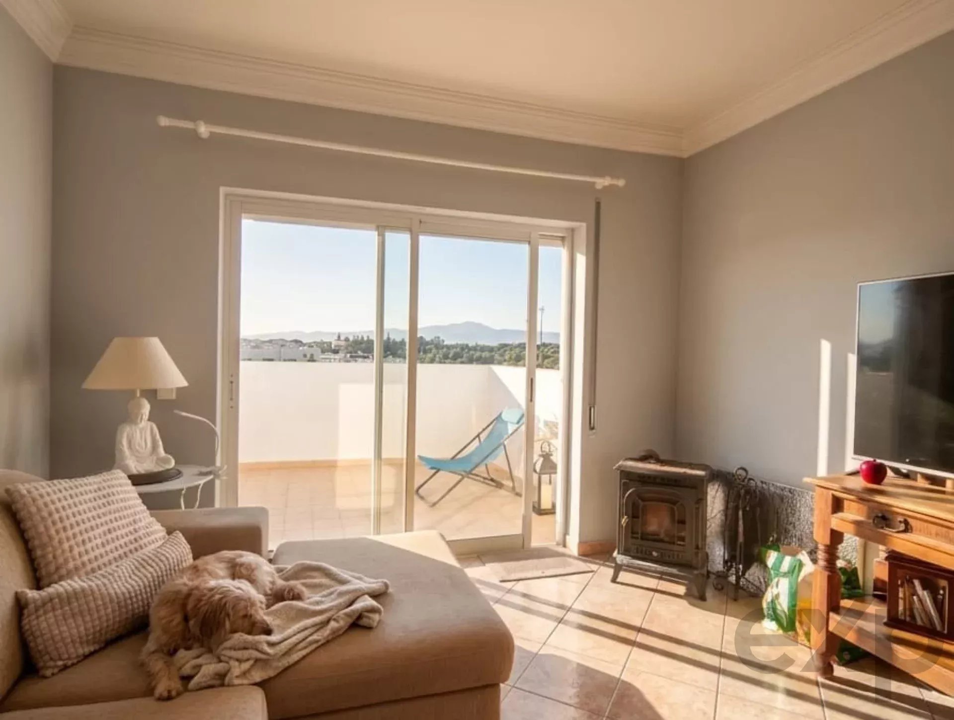 Converted T2 last floor apartment – Alvor. Portimão