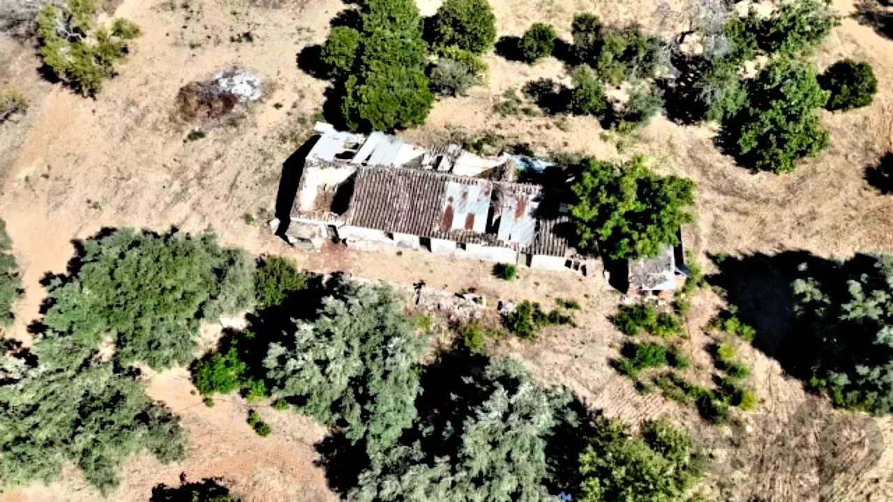Traditional Countryside Property in Santo Estêvão, Tavira