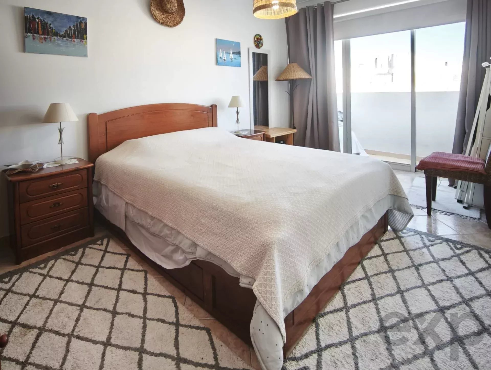Converted T2 last floor apartment – Alvor. Portimão