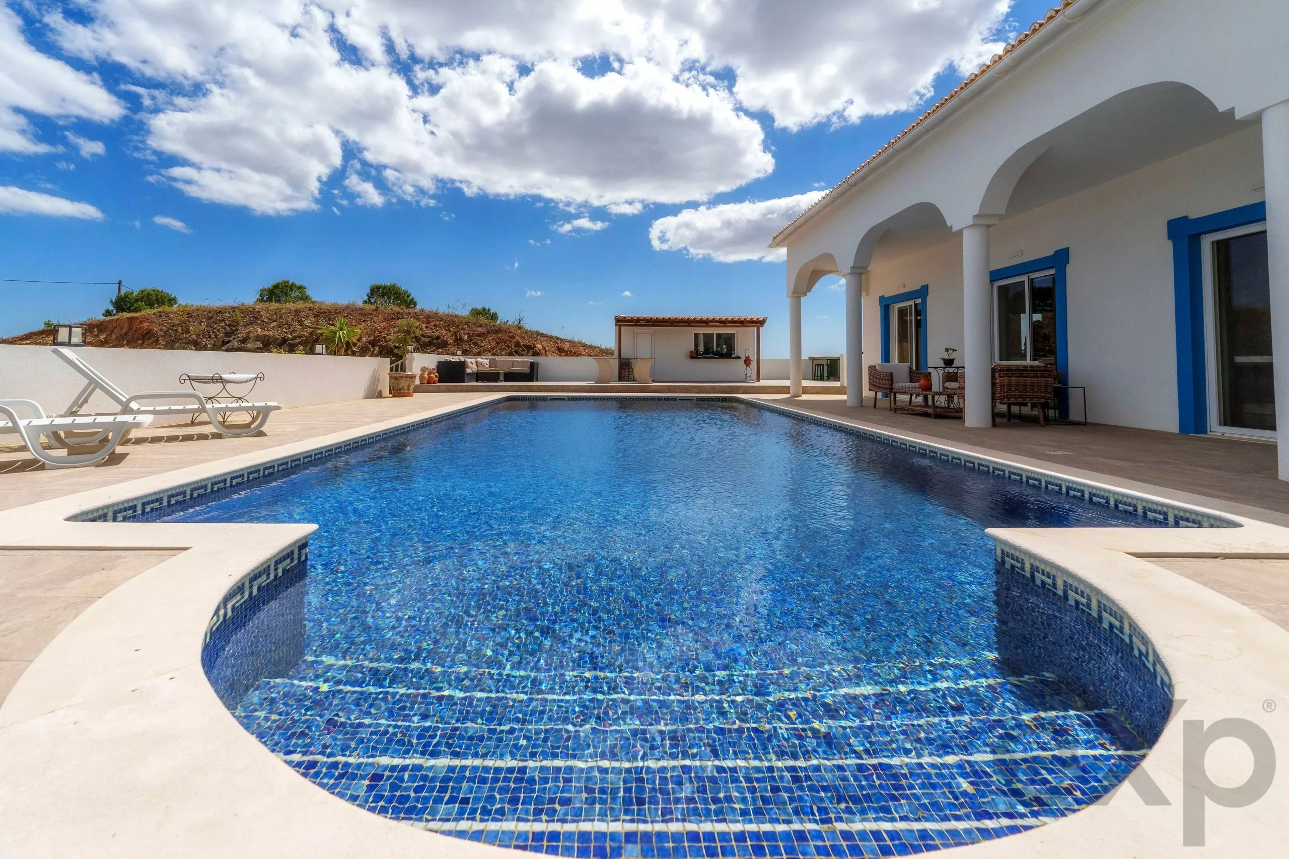 Renovated 5 Bed Countryside Villa with Pool, Panoramic Views, 2 Hectares