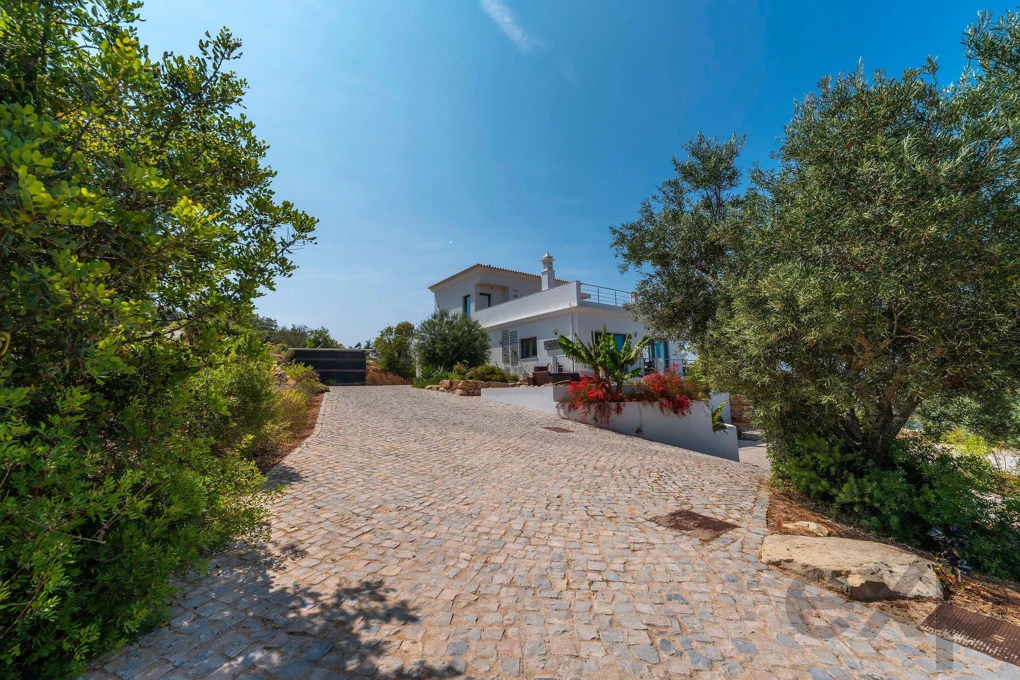 T3 Villa with magnificent views, close to São Bras de Alportel, Loule and Faro