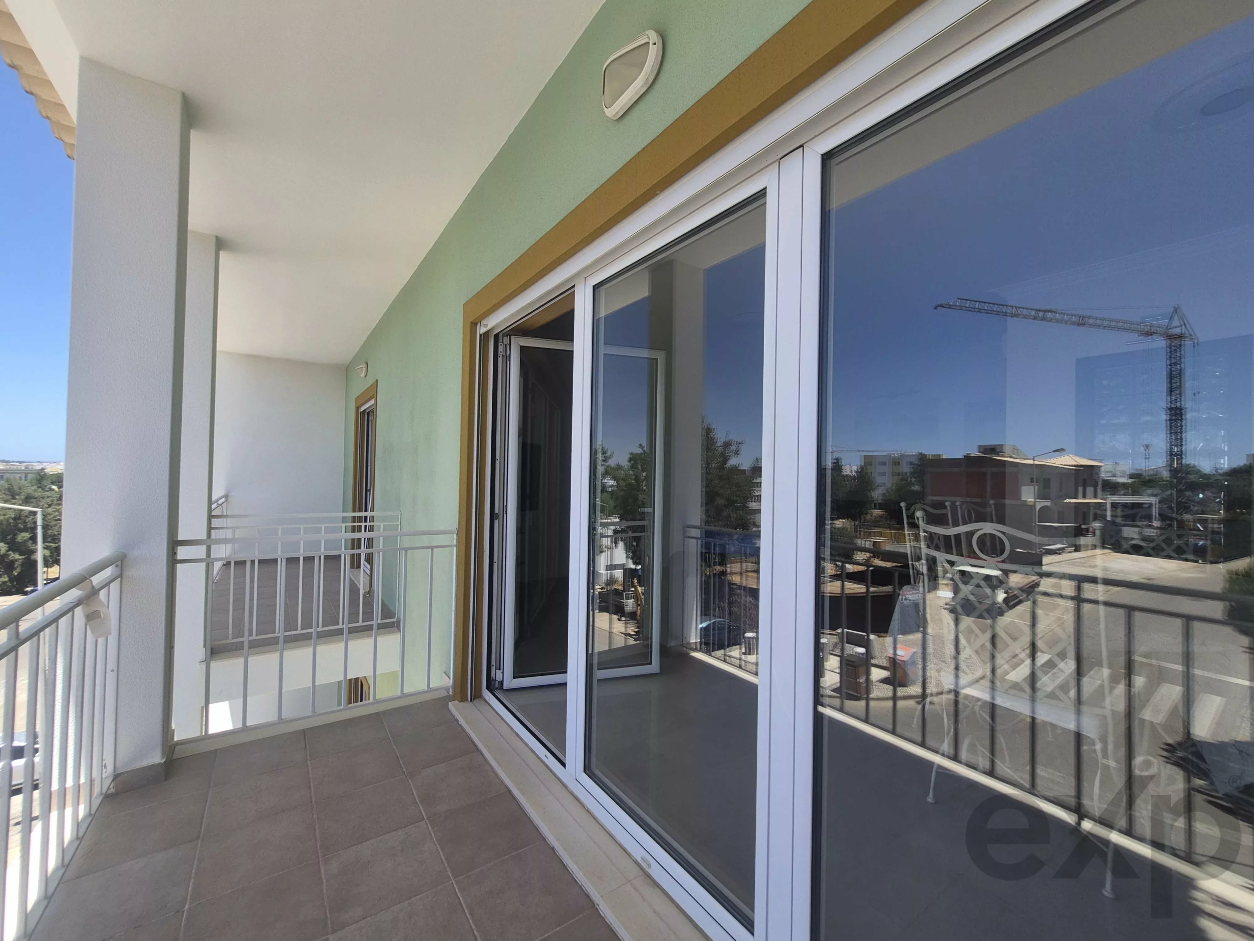 3 Bedroom Apartment, duple garage, Ferragudo area.