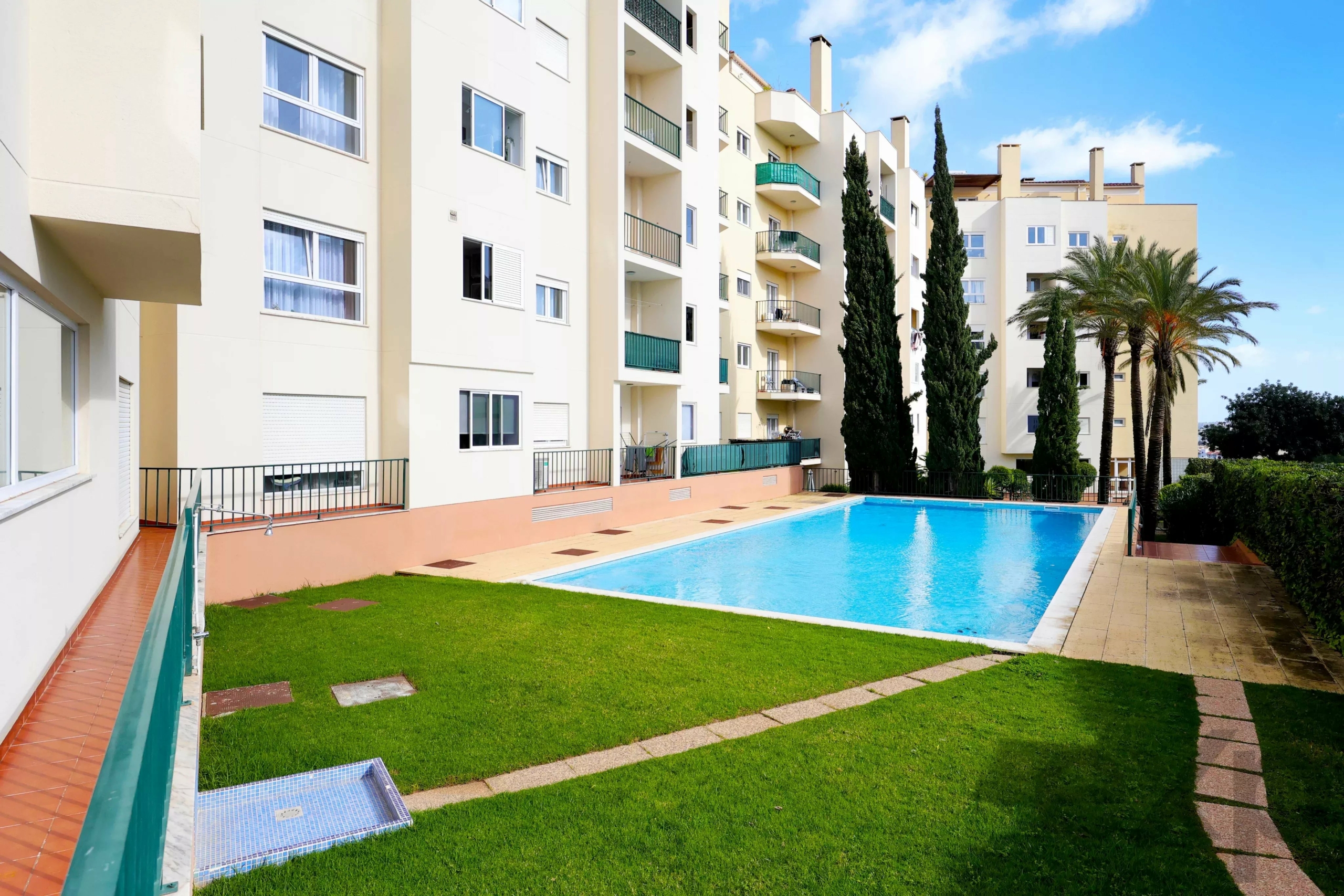 Penthouse exclusif de 3 chambres avec terrasse privée de 119 m², vue mer Portimão et Alvor, et vues panoramiques