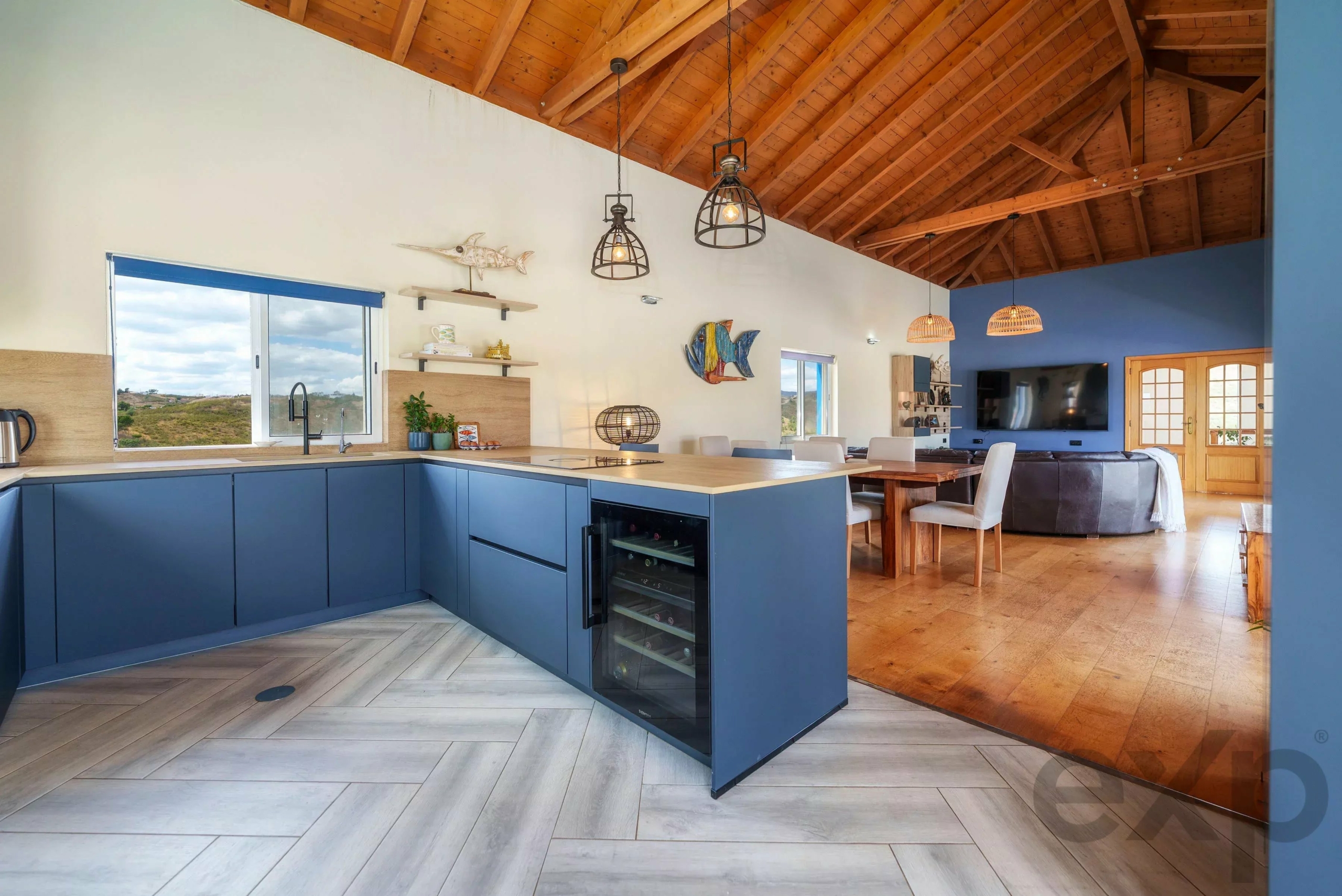 Renovated 5 Bed Countryside Villa with Pool, Panoramic Views, 2 Hectares