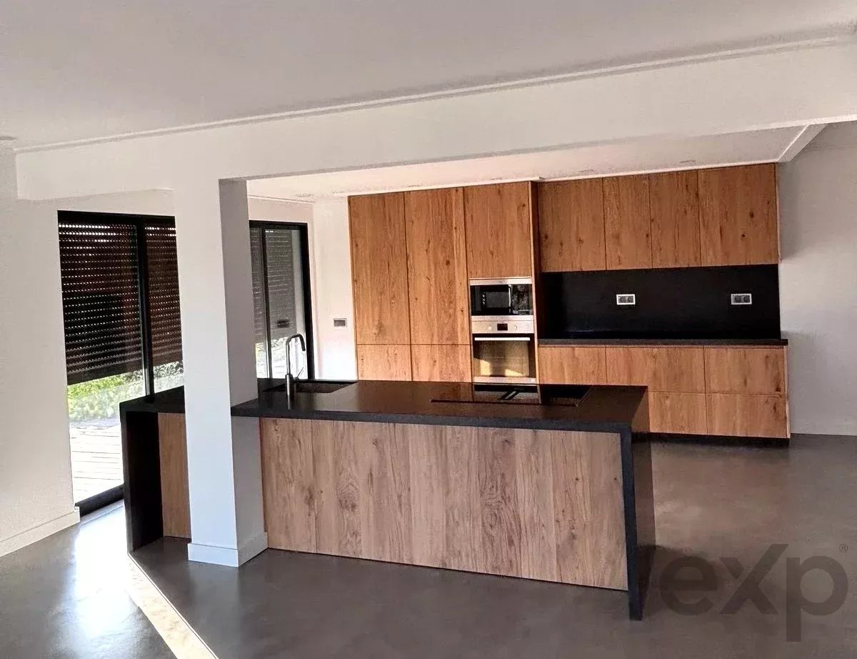 5 Bedroom Villa in Fonte Santa – Quarteira