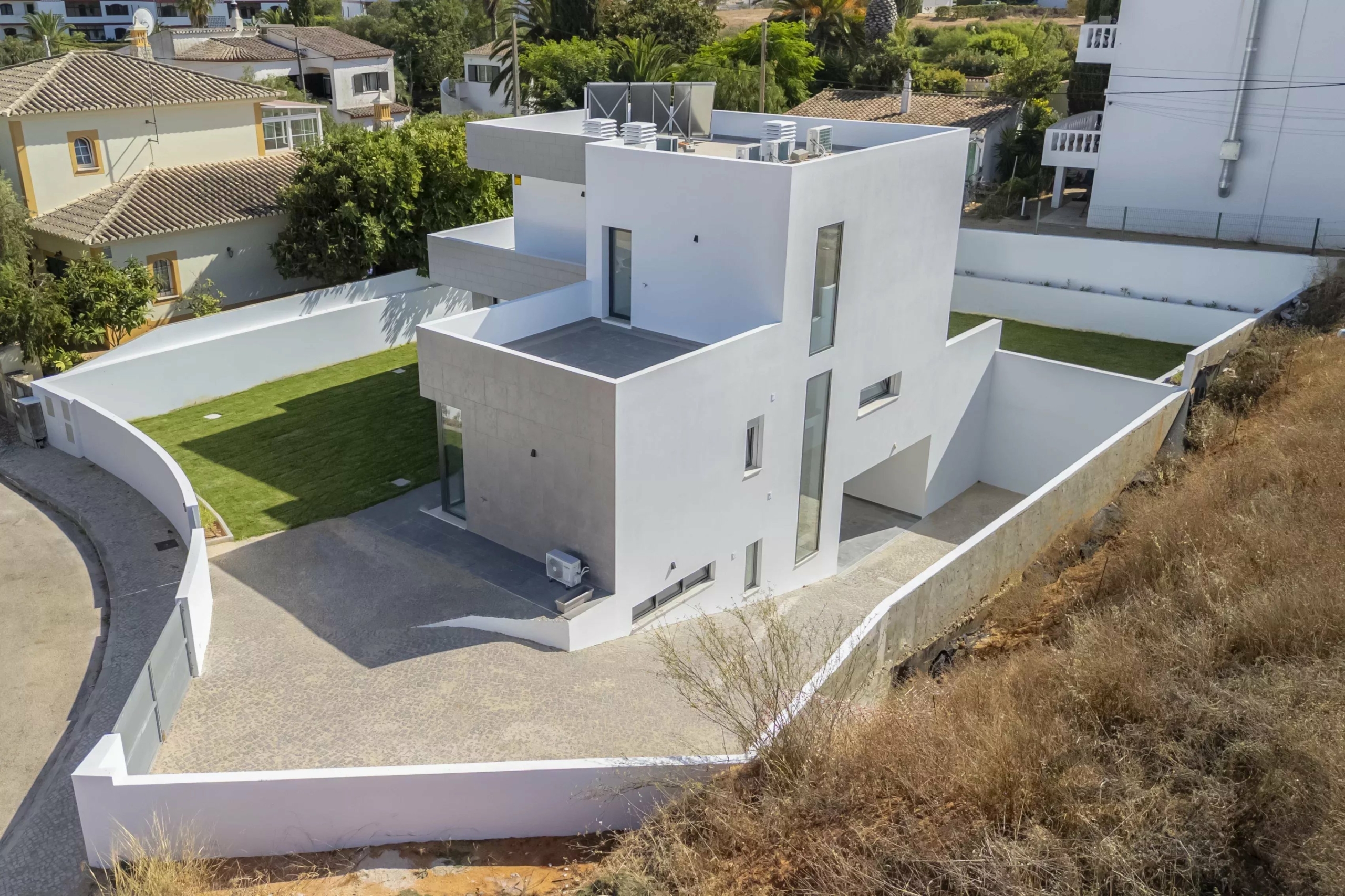 New-Build Villa with Private Pool, Steps from Meia Praia, Lagos